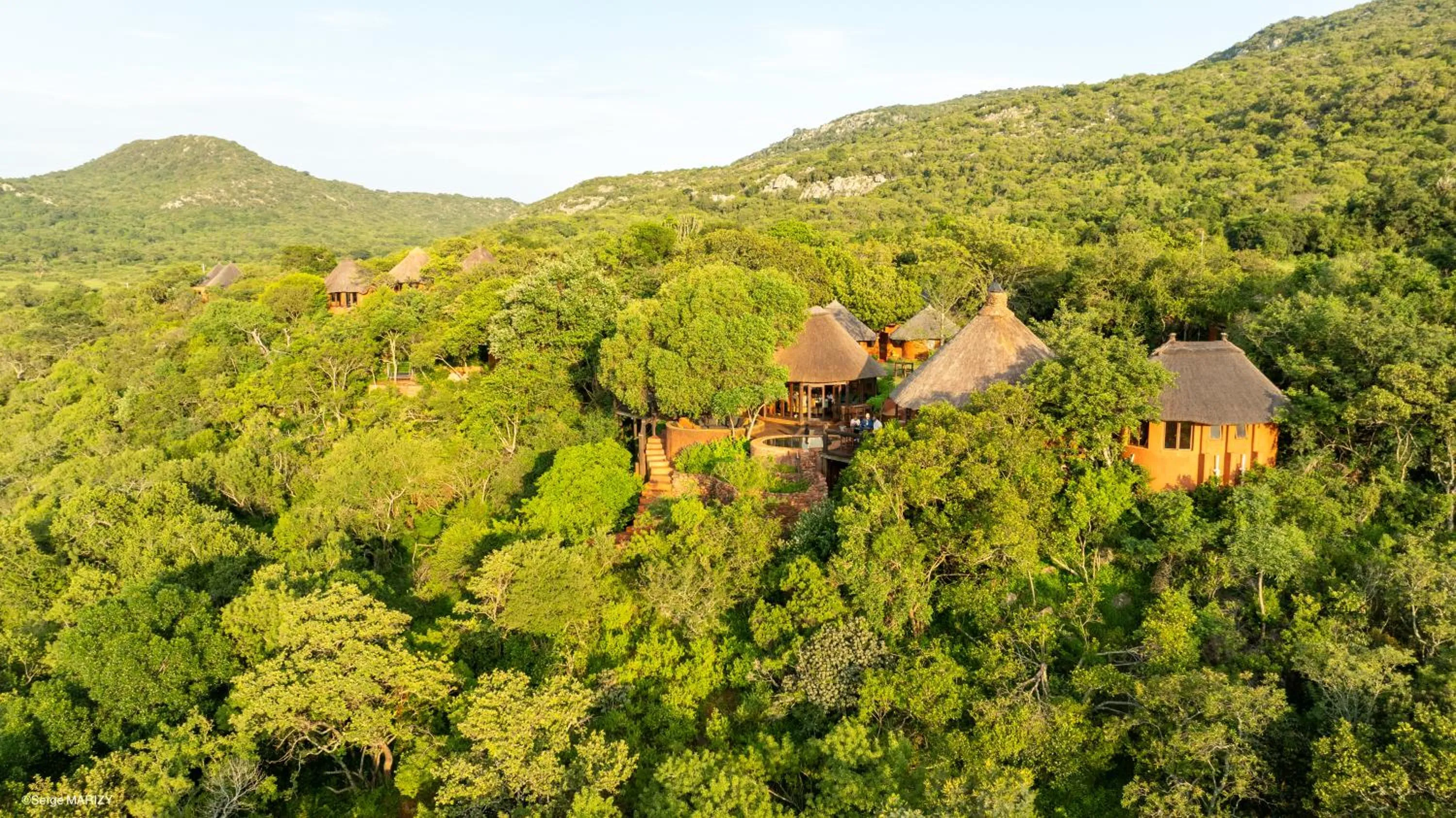 Property building in Leshiba Wilderness