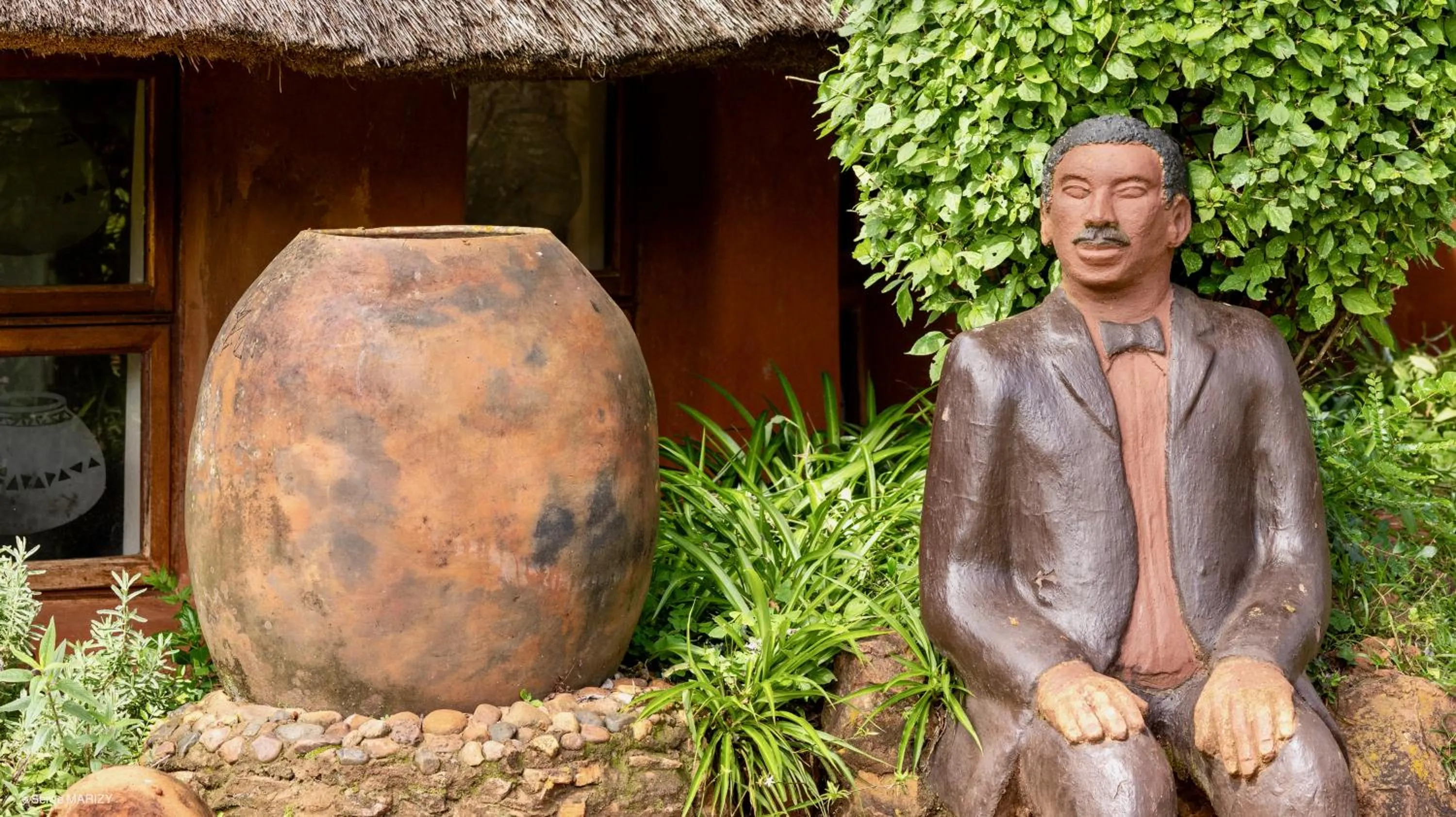 Property building in Leshiba Wilderness