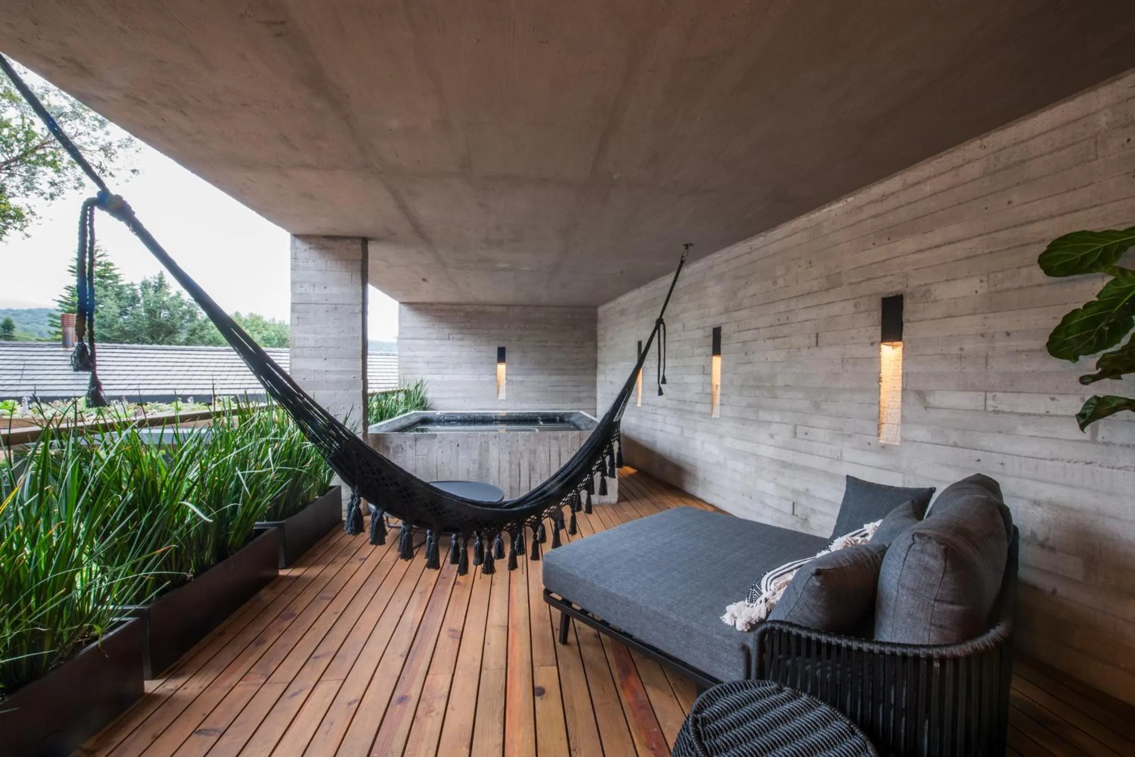 Swimming pool in El Lugar del que te hable Hotel Boutique