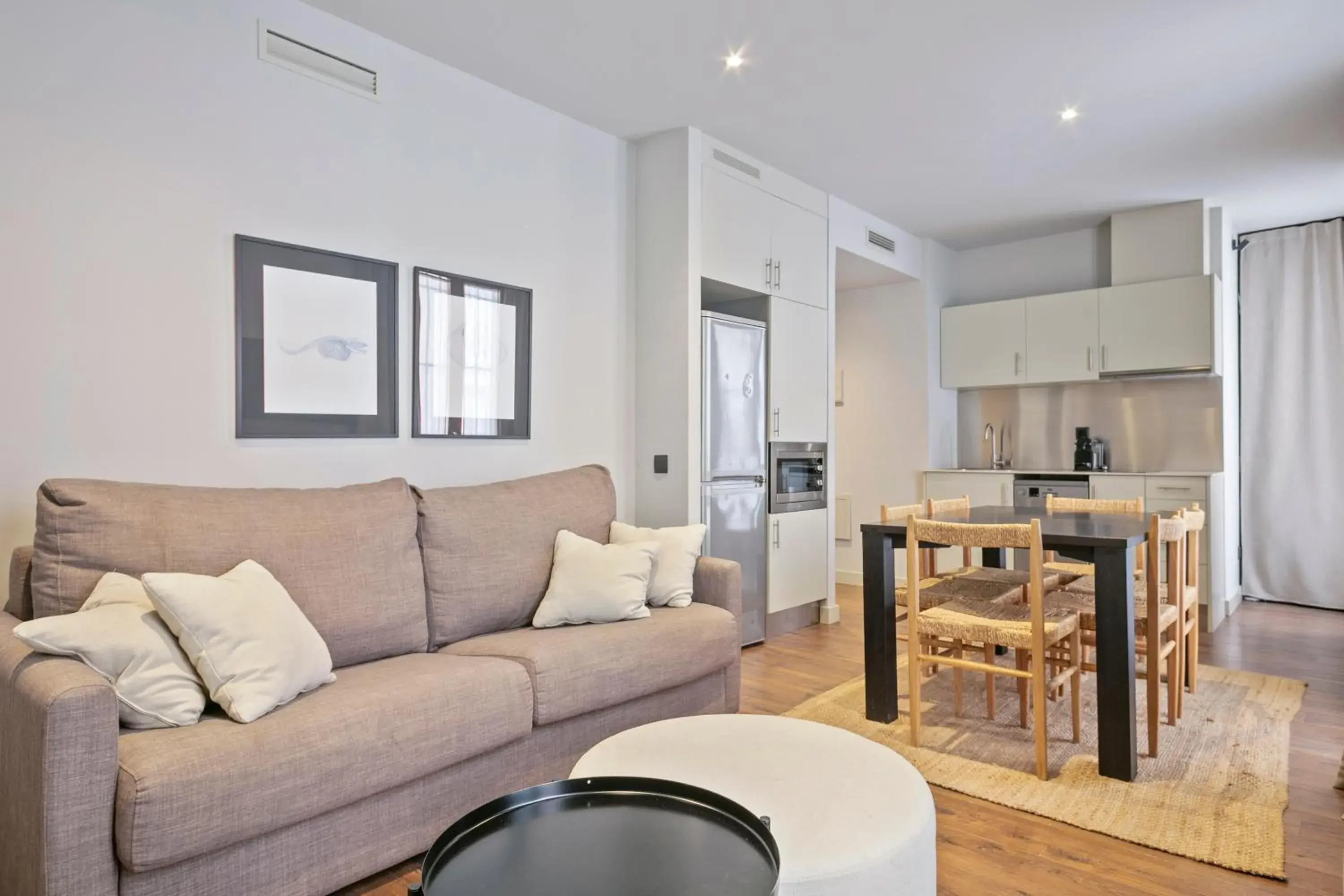 Uma Suites Barceloneta Beach Uma Suites Barceloneta Beach