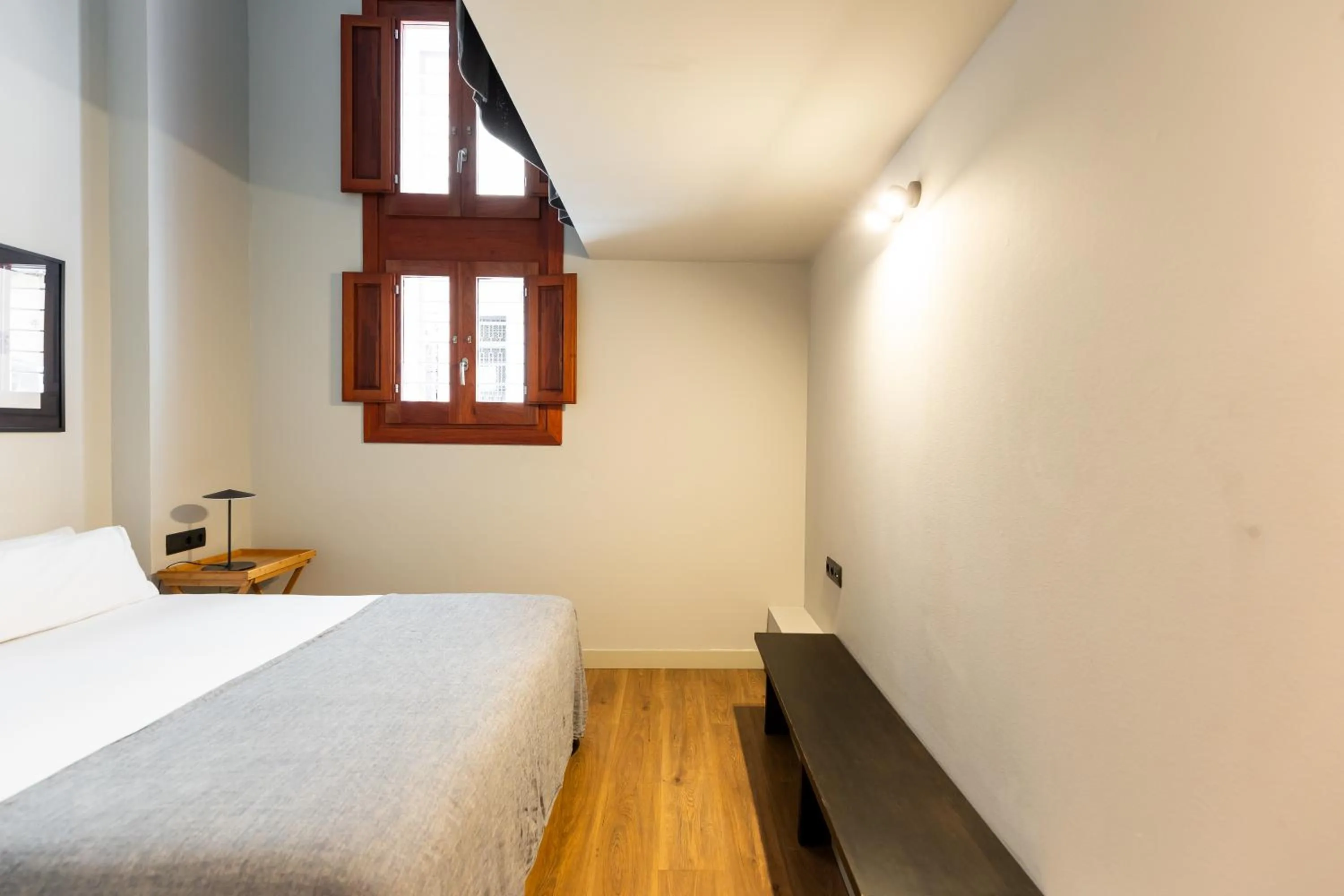 Bedroom, Bed in Uma Suites Barceloneta Beach