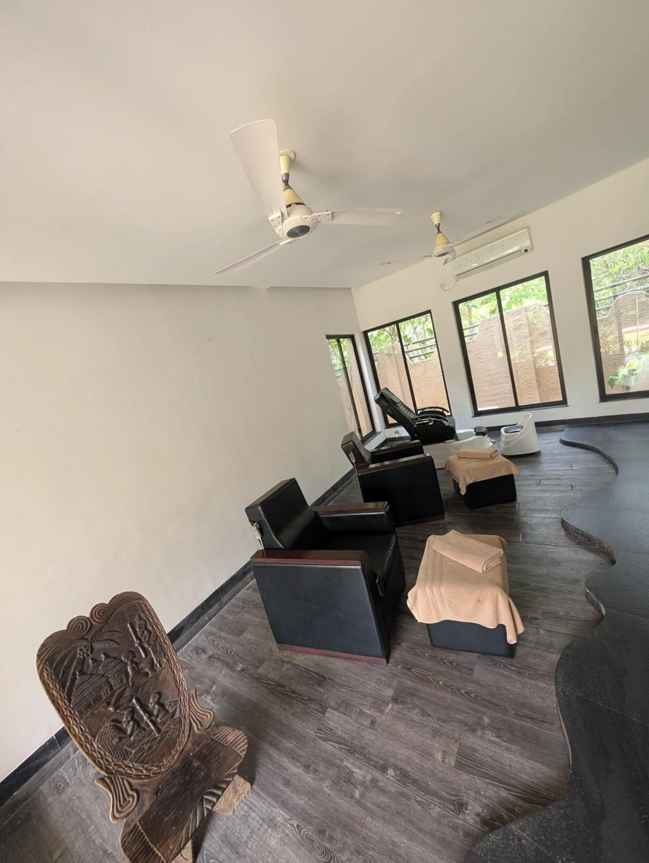 Spa and wellness centre/facilities in Tathastu Pench