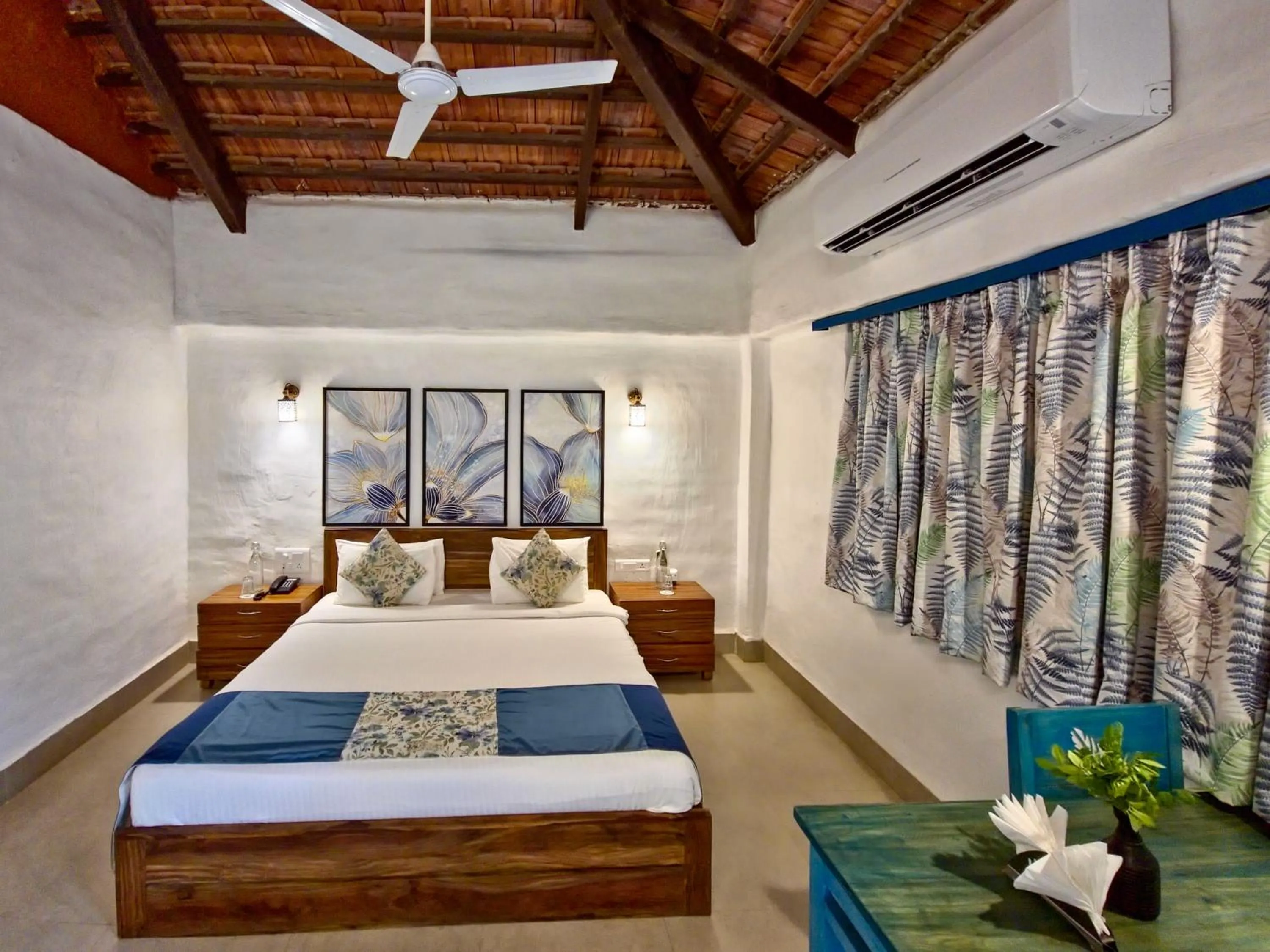 Bed in Tathastu Pench