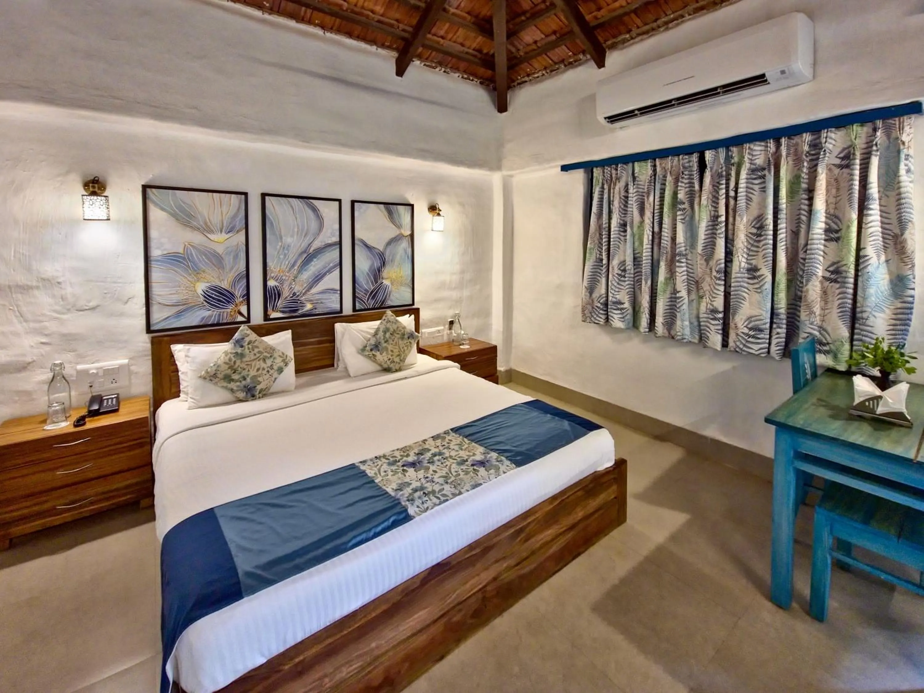 Bed in Tathastu Pench