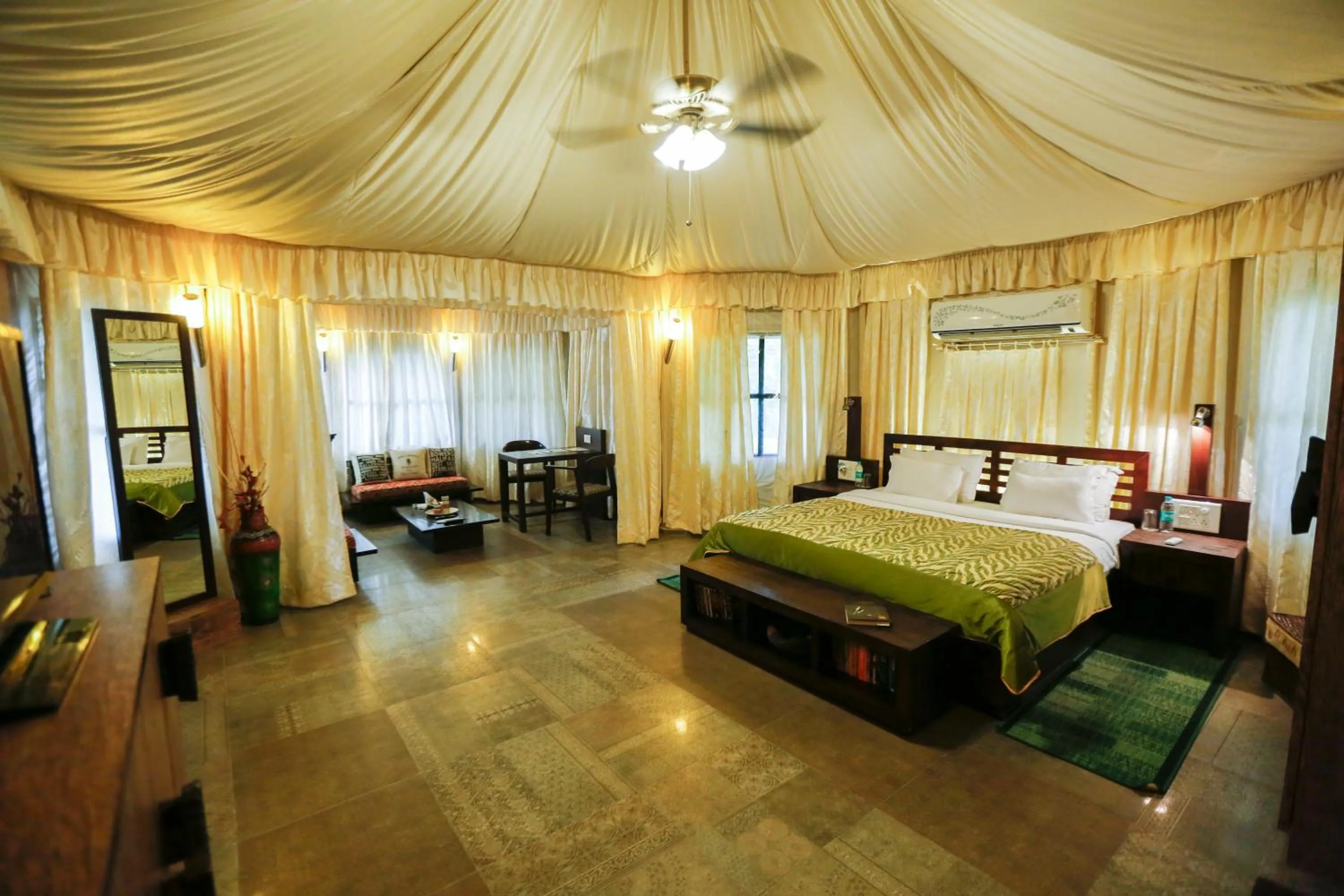 Bed in Tathastu Pench