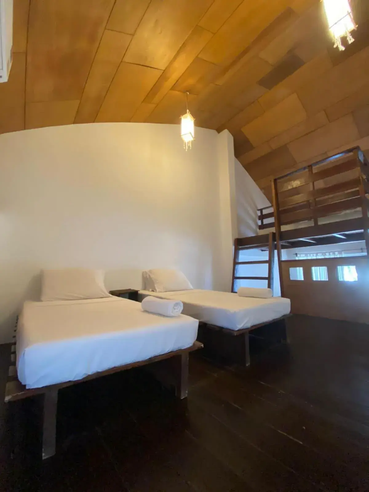 Bed in Boracay Coco Huts Bed in Boracay Coco Huts