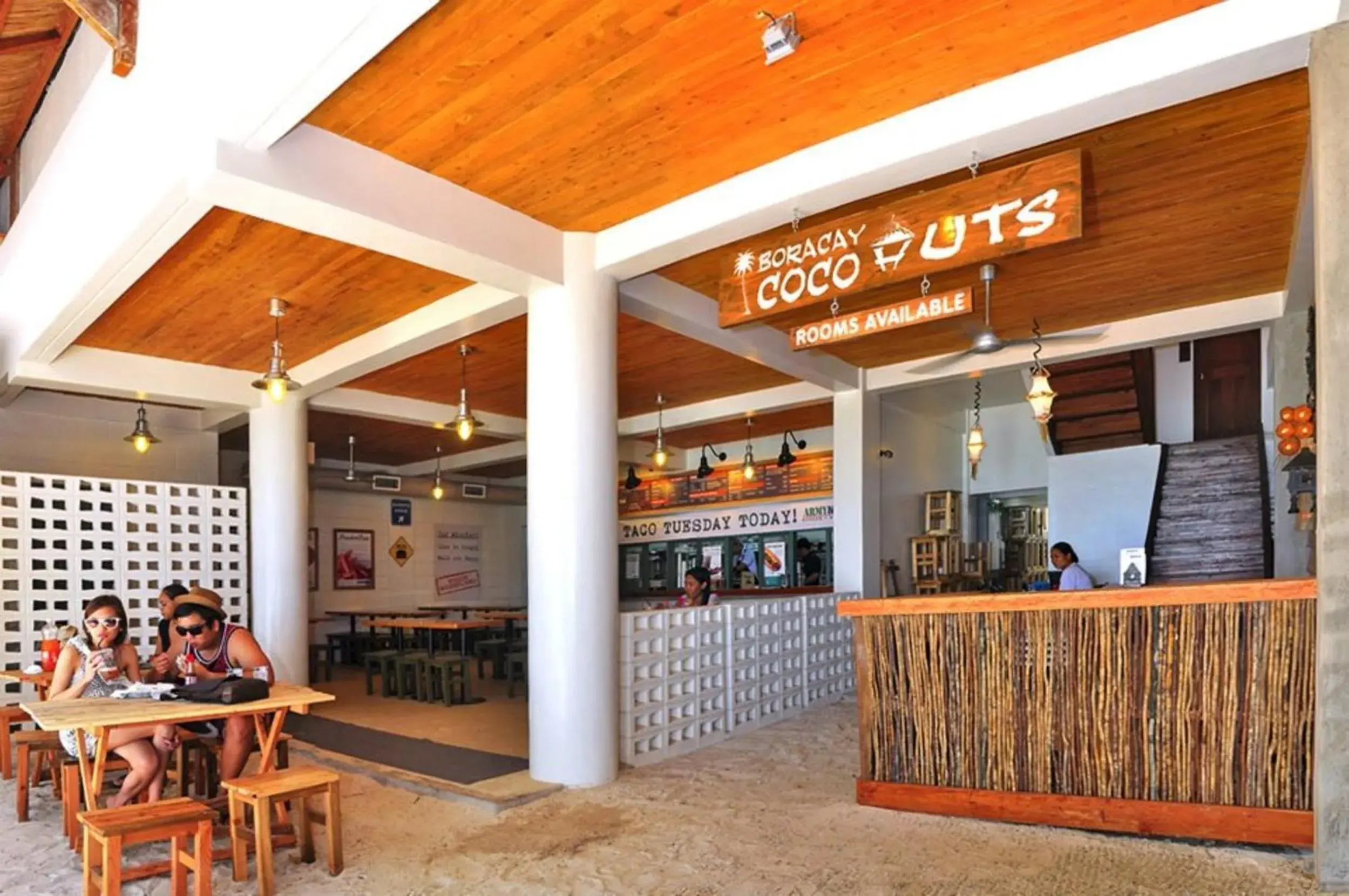 Restaurant/places to eat in Boracay Coco Huts Restaurant/places to eat in Boracay Coco Huts