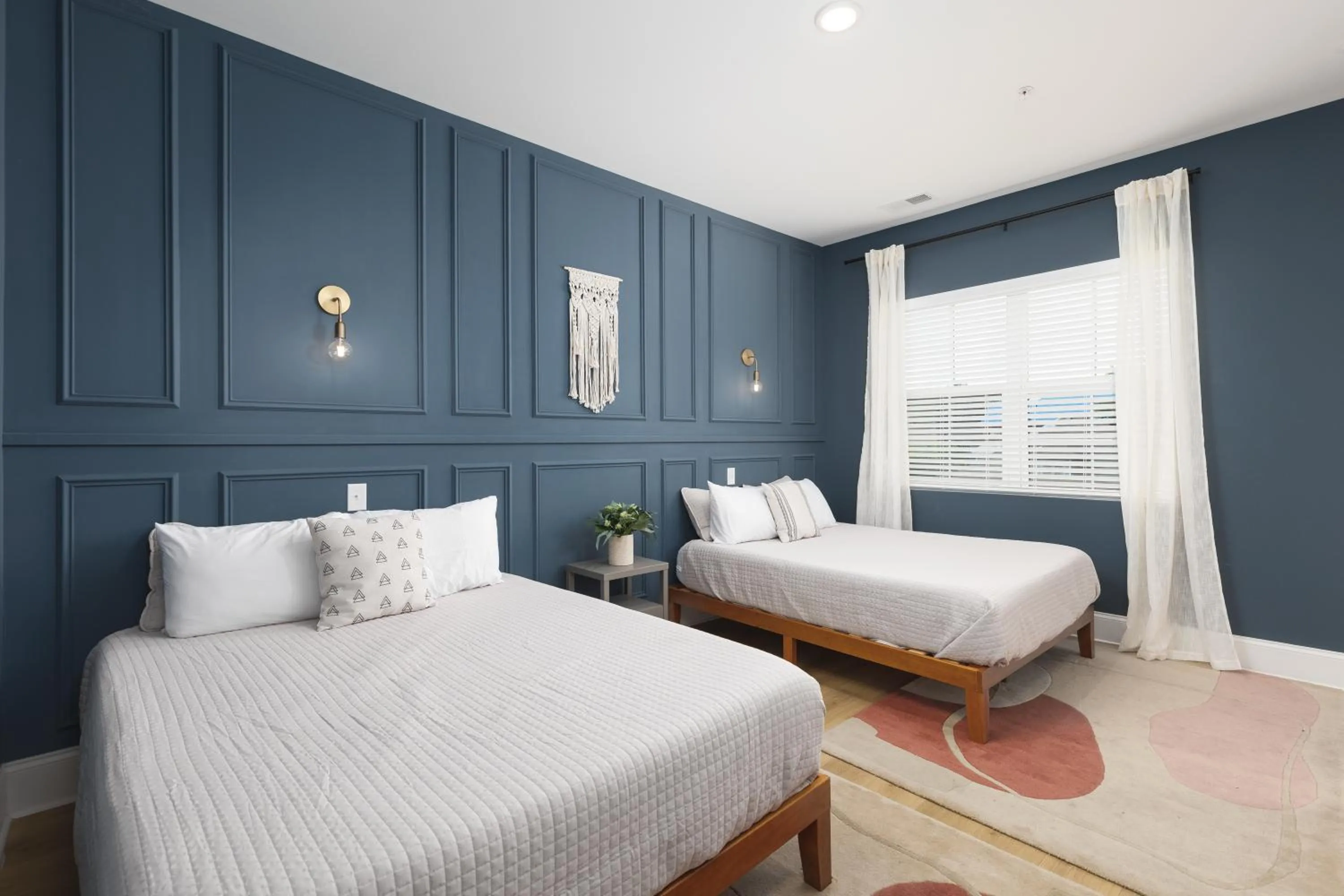Bedroom, Bed in Stunning Spacious Condo near Restaurants & Coffee