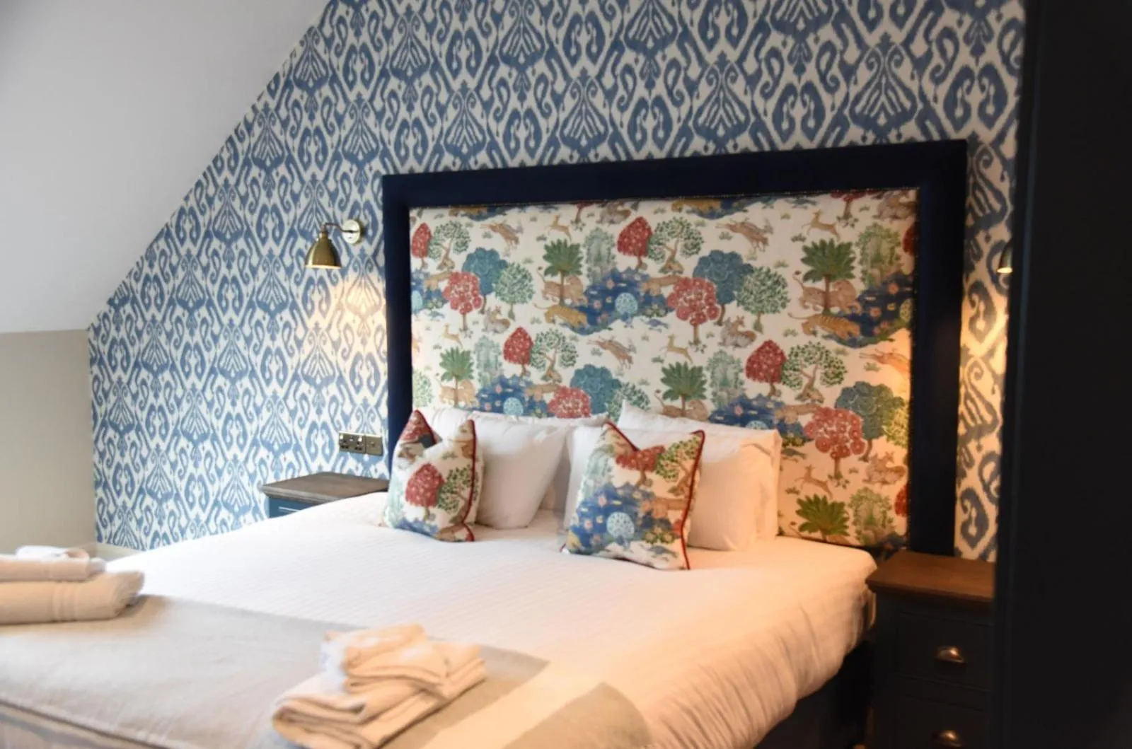 Bed in Thatchers, Leatherhead East Horsley