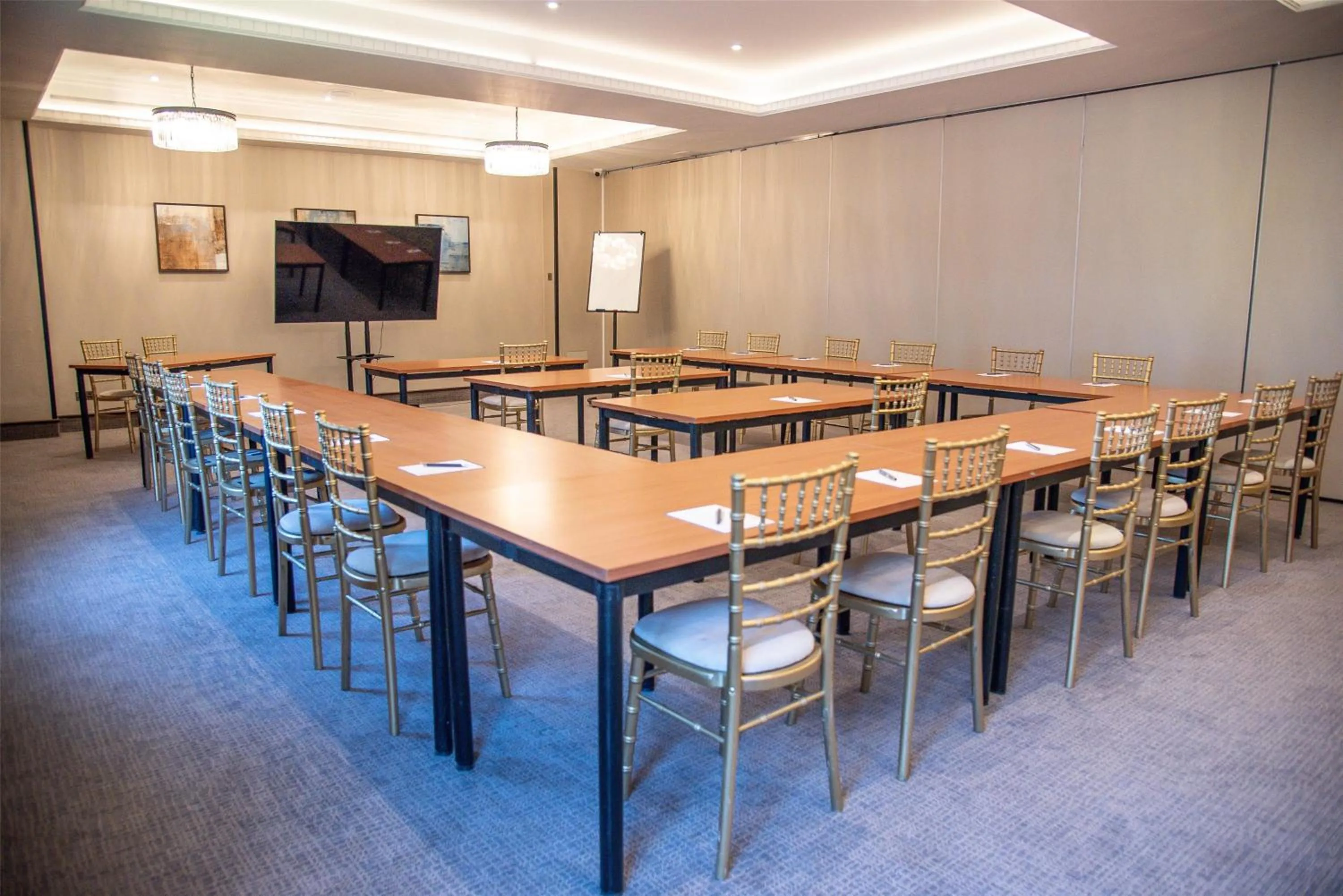 Meeting/conference room in Thatchers, Leatherhead East Horsley
