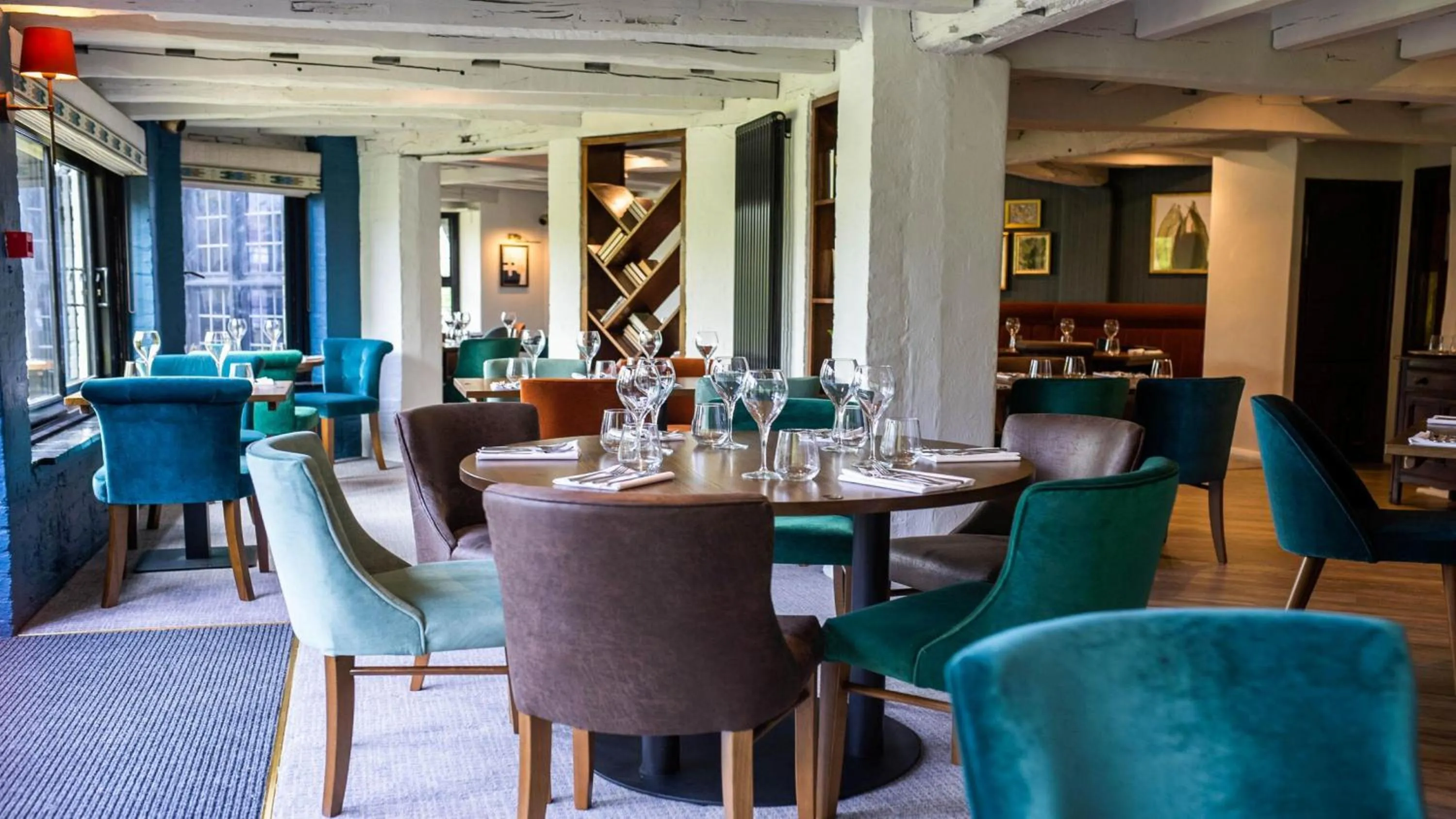 Restaurant/places to eat in Thatchers, Leatherhead East Horsley