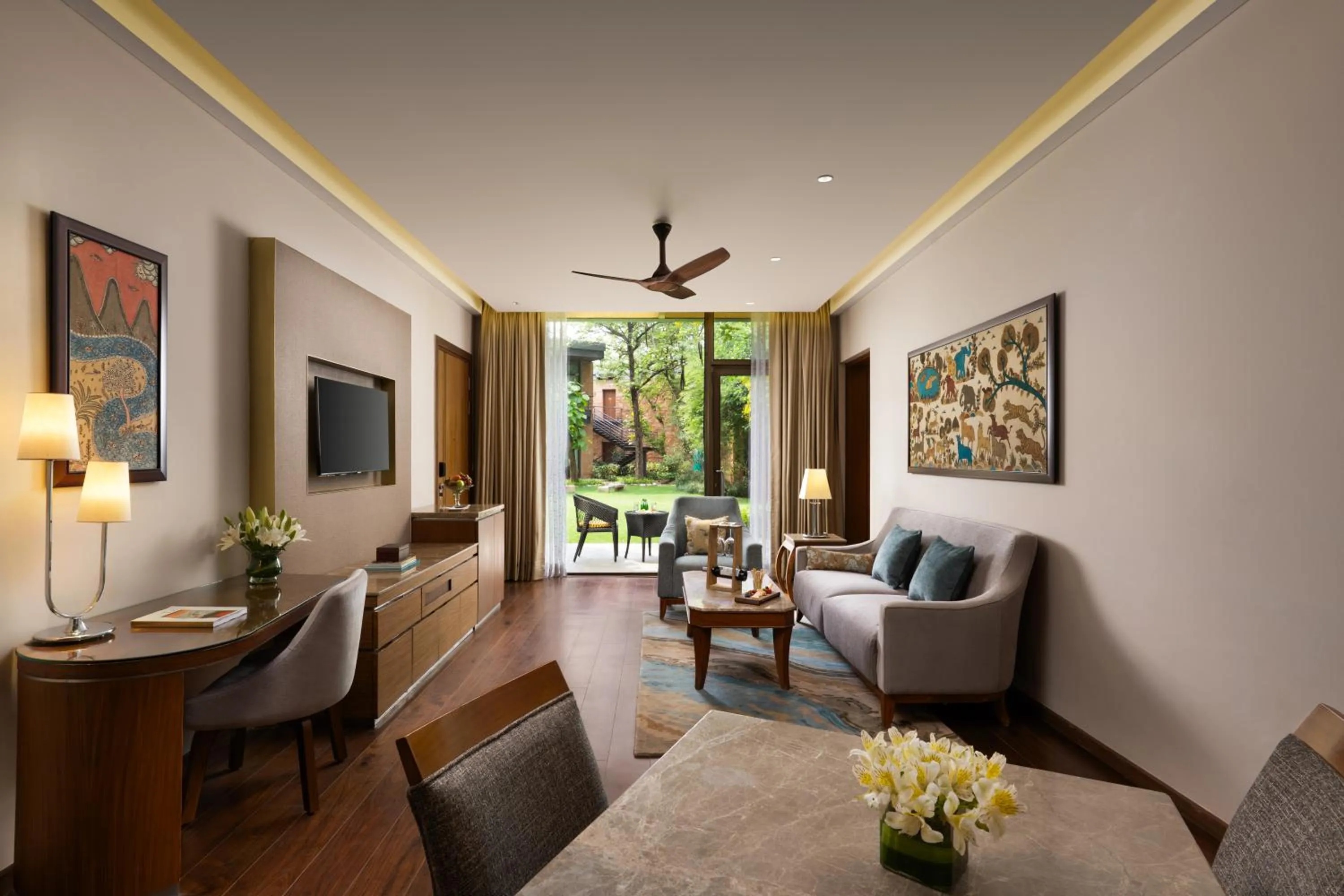 Living room in Taj Damdama Lake Resort & Spa, Gurugram
