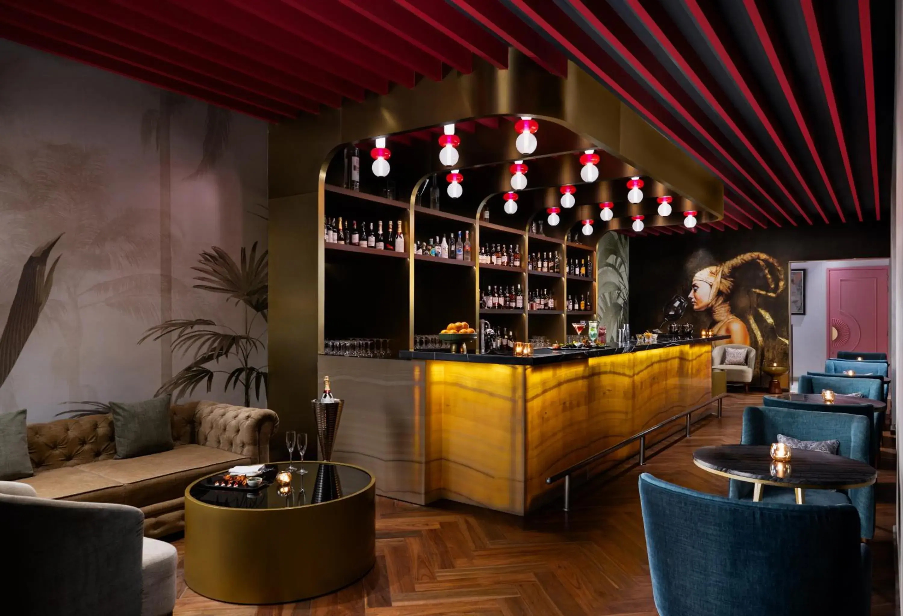Lounge or bar in Taj Damdama Lake Resort & Spa, Gurugram Lounge or bar in Taj Damdama Lake Resort & Spa, Gurugram