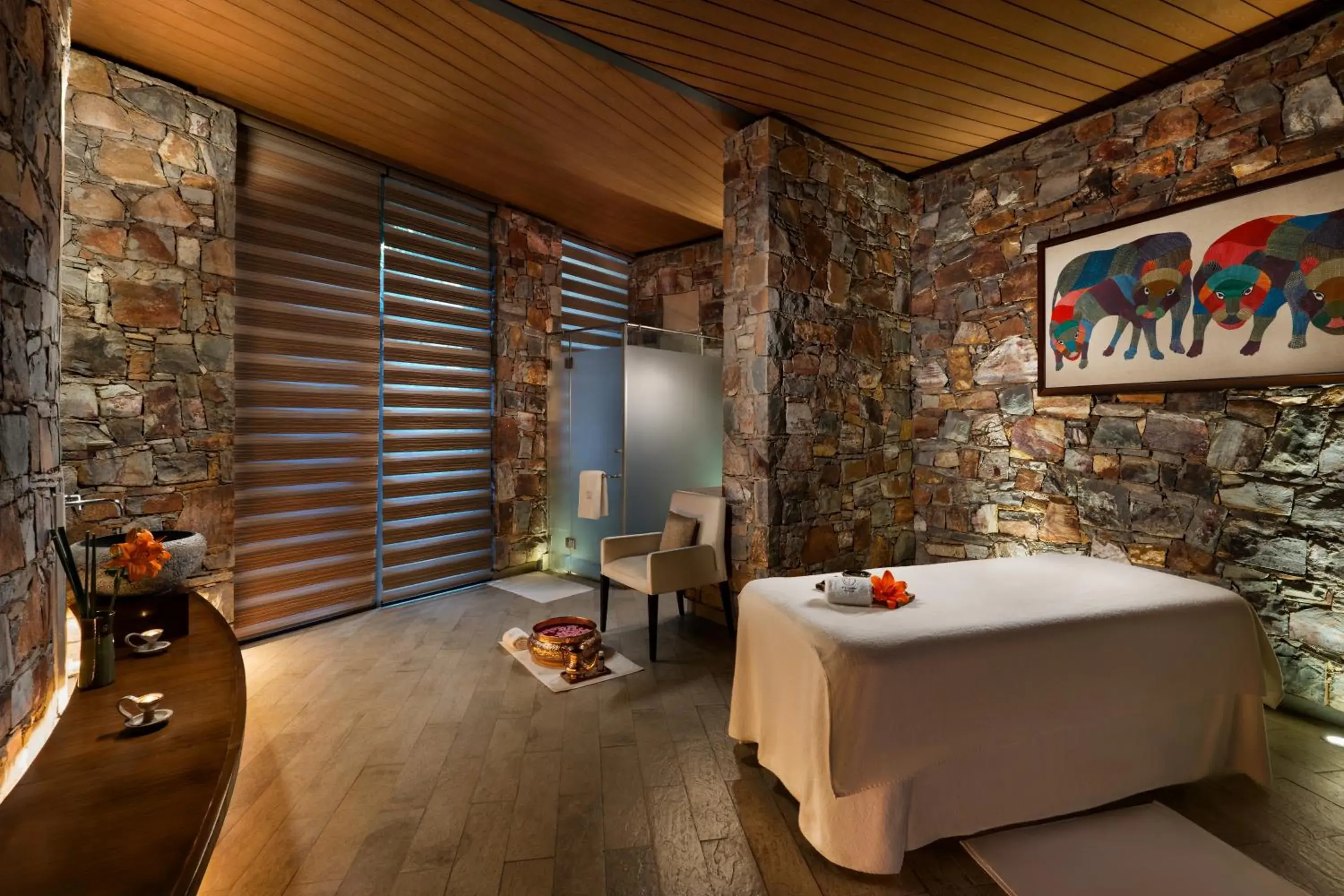 Spa and wellness centre/facilities, Bed in Taj Damdama Lake Resort & Spa, Gurugram Spa and wellness centre/facilities, Bed in Taj Damdama Lake Resort & Spa, Gurugram