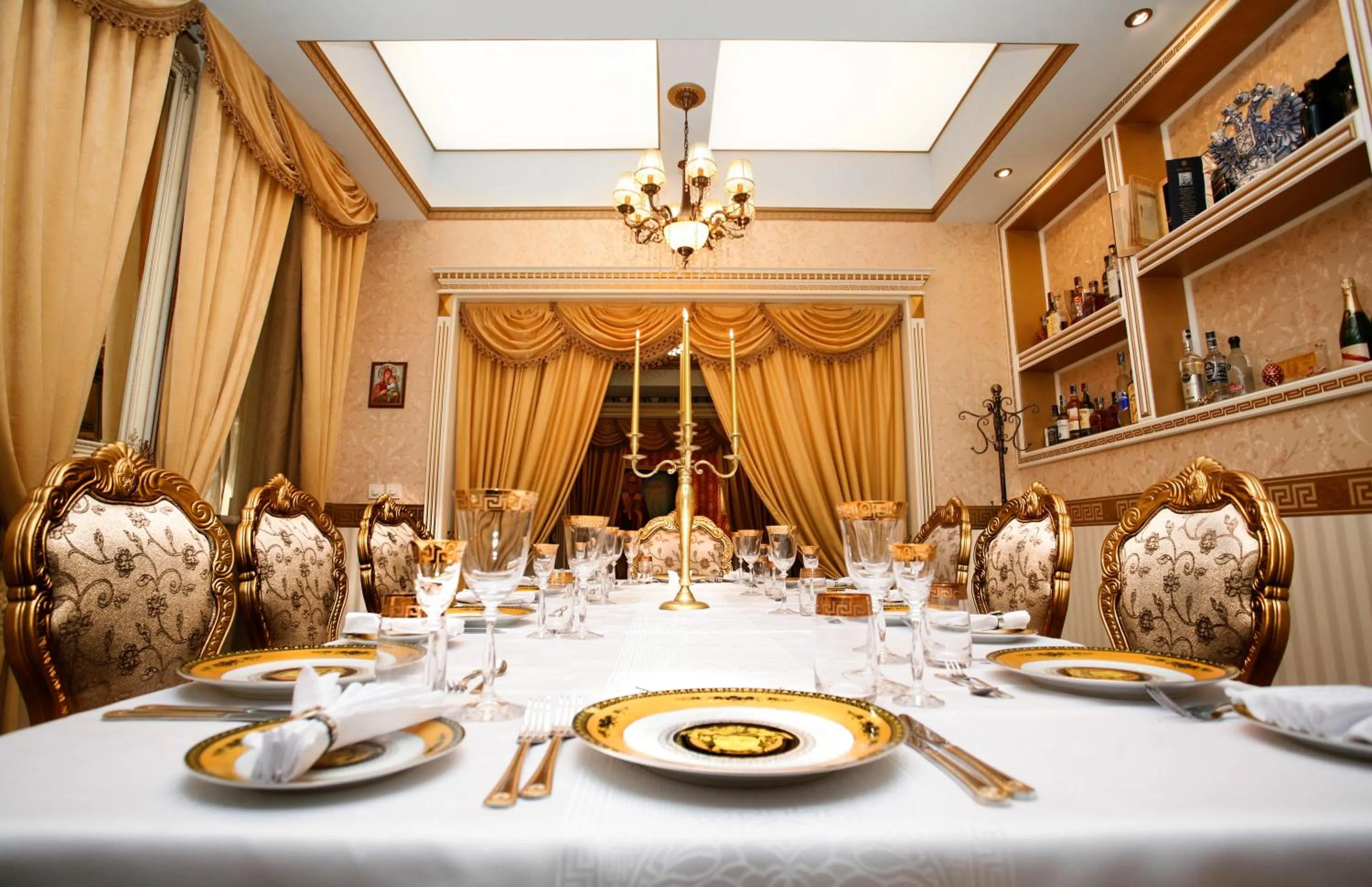 Restaurant/places to eat in Hotel Boyana - Free Parking