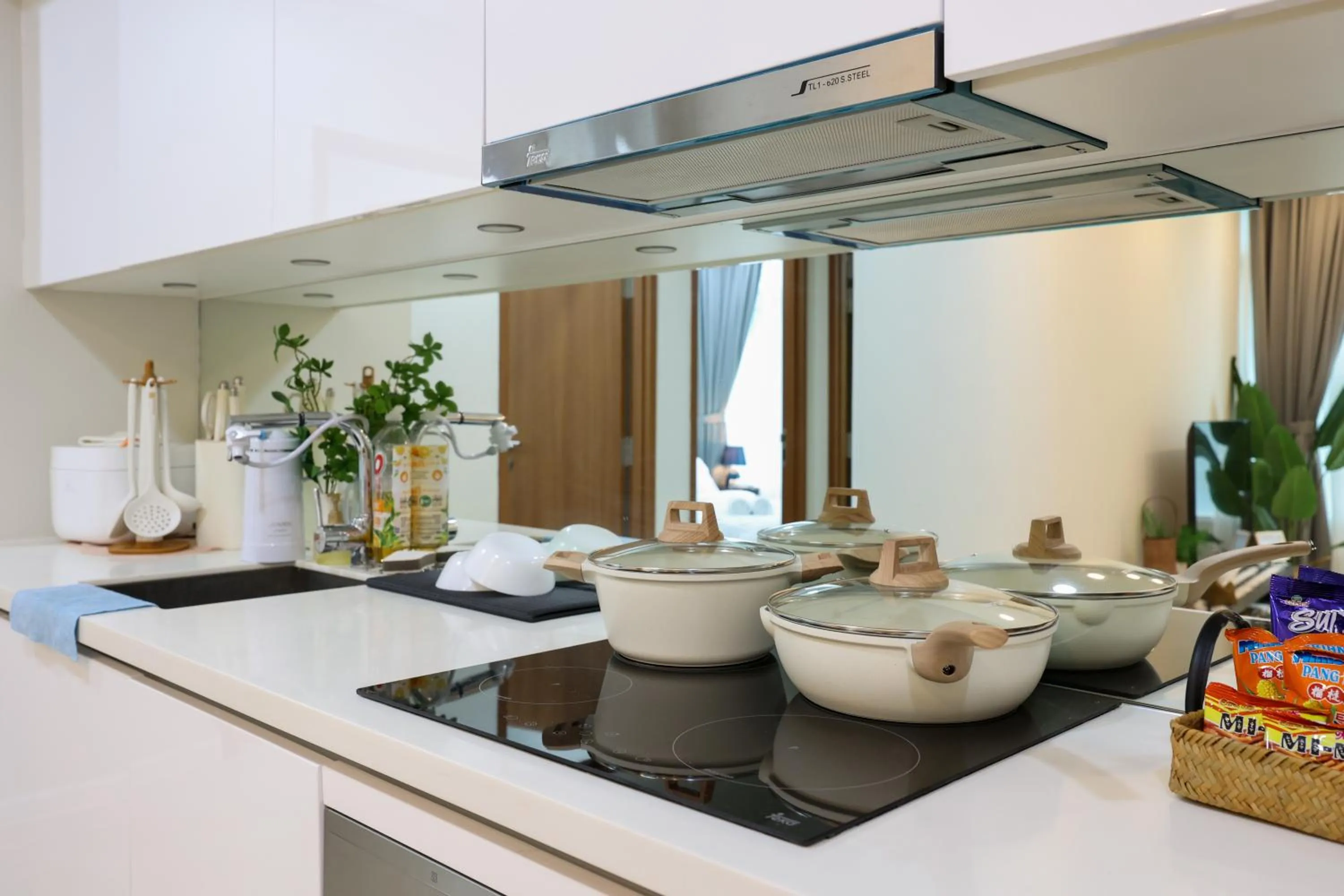 Sky Suites KLCC By Calm Sojourn