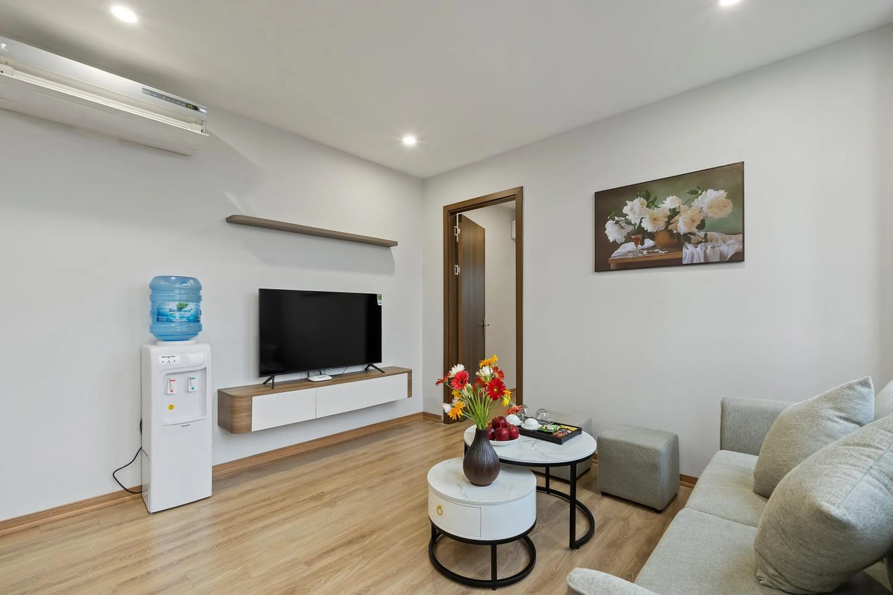 Communal lounge/ TV room in 22housing Residence Suites