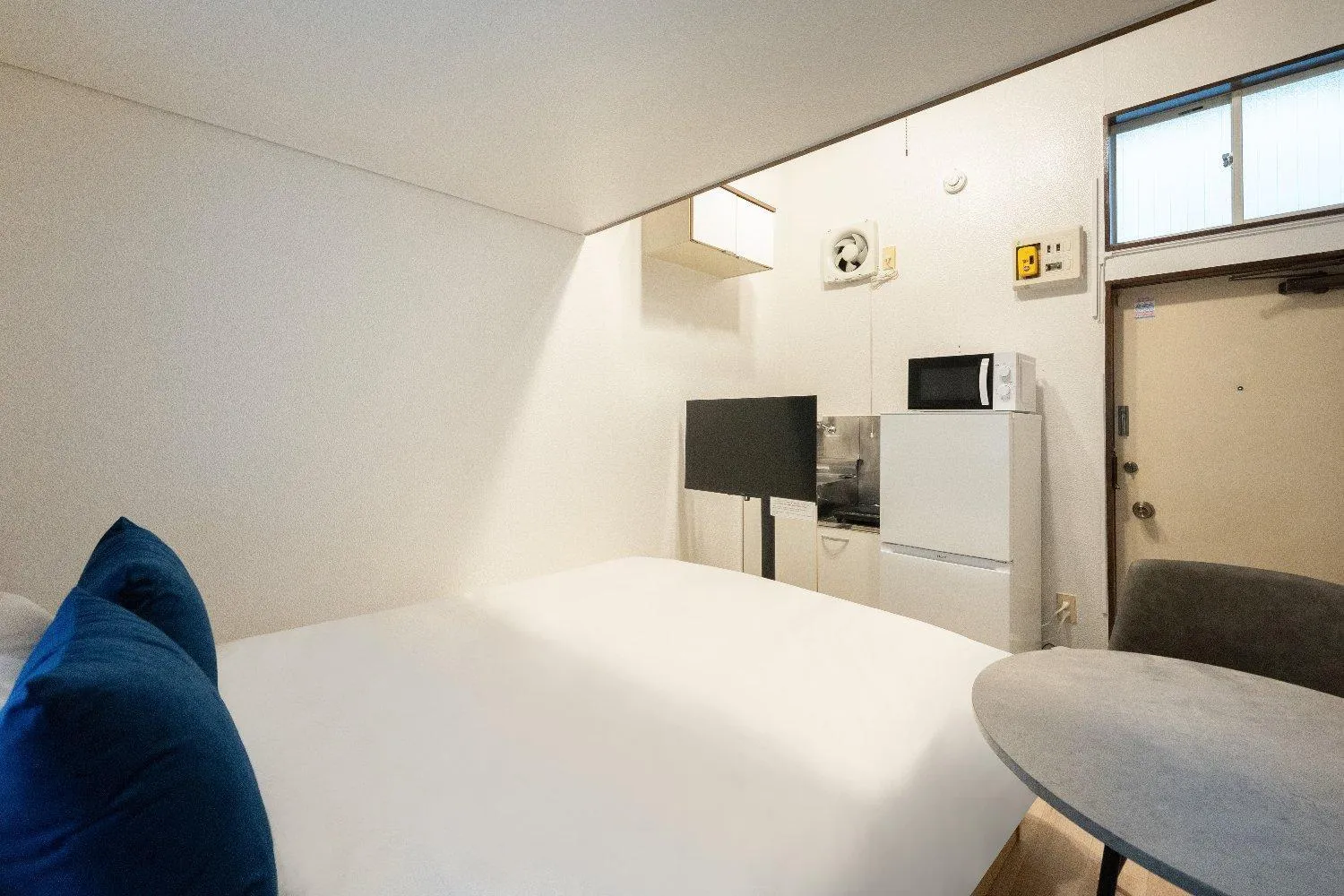 Bedroom, Bed in Green Hill