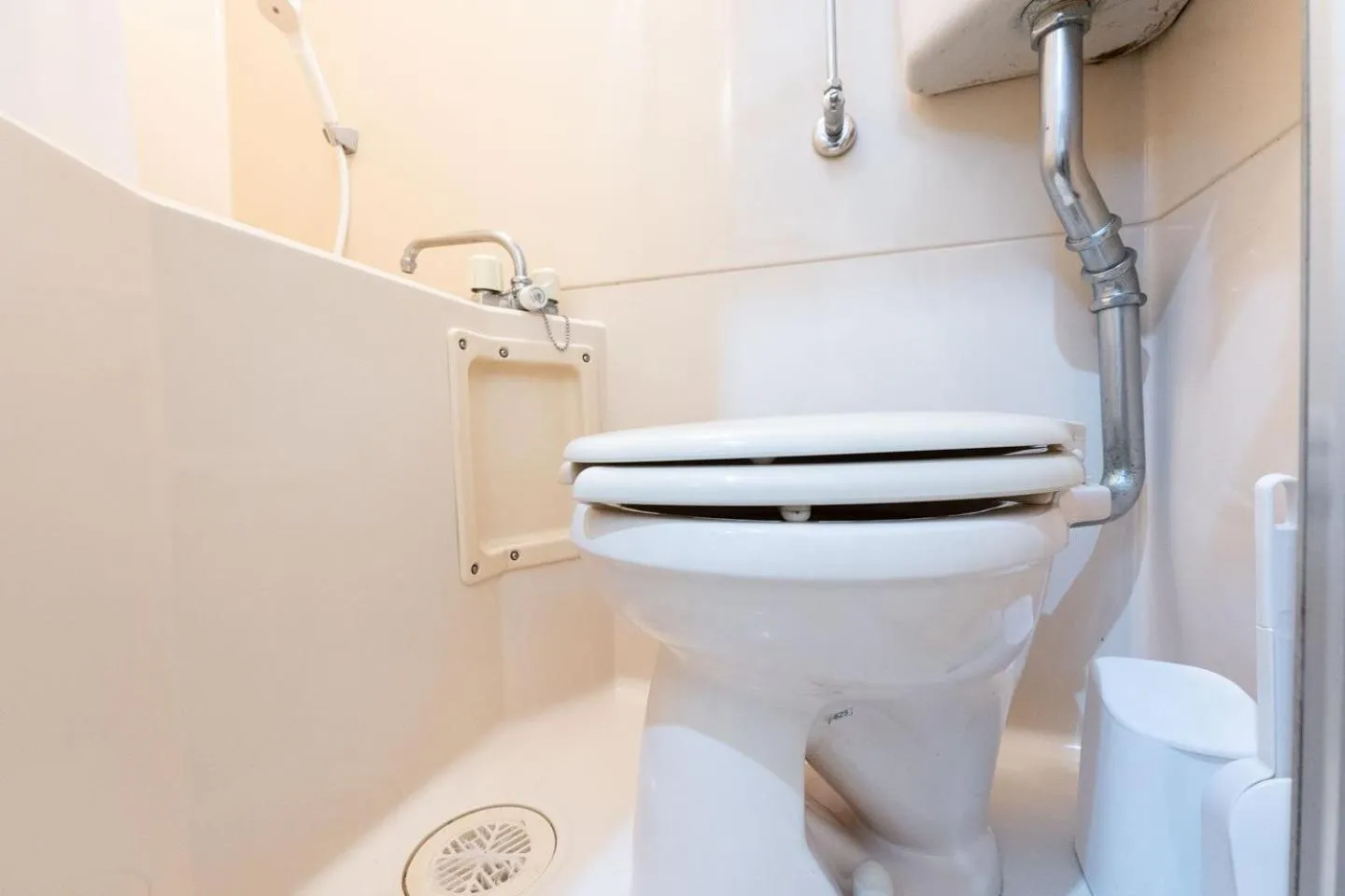 Toilet in Green Hill