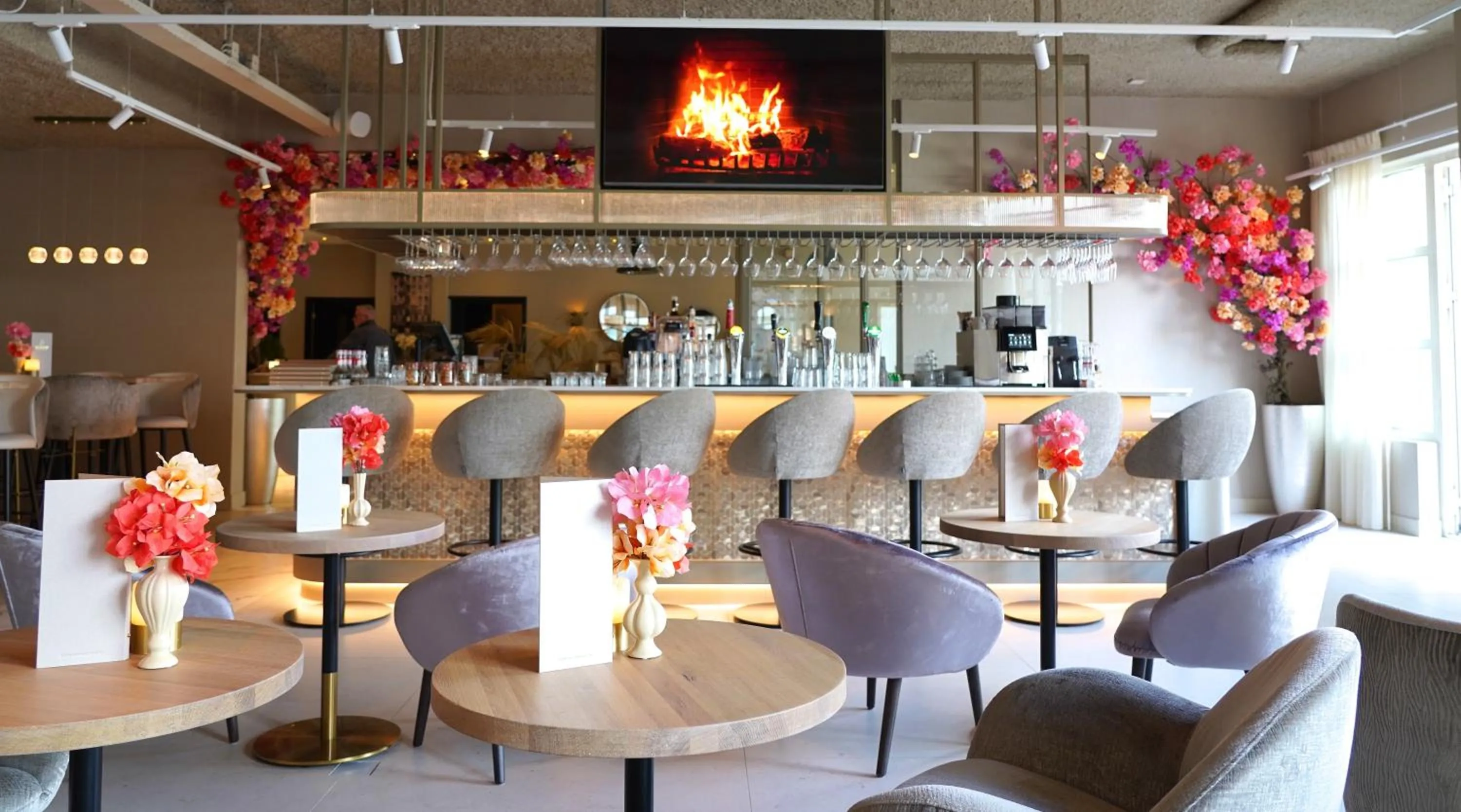 Lounge or bar in Hotel Alkmaar - Bar & Restaurant