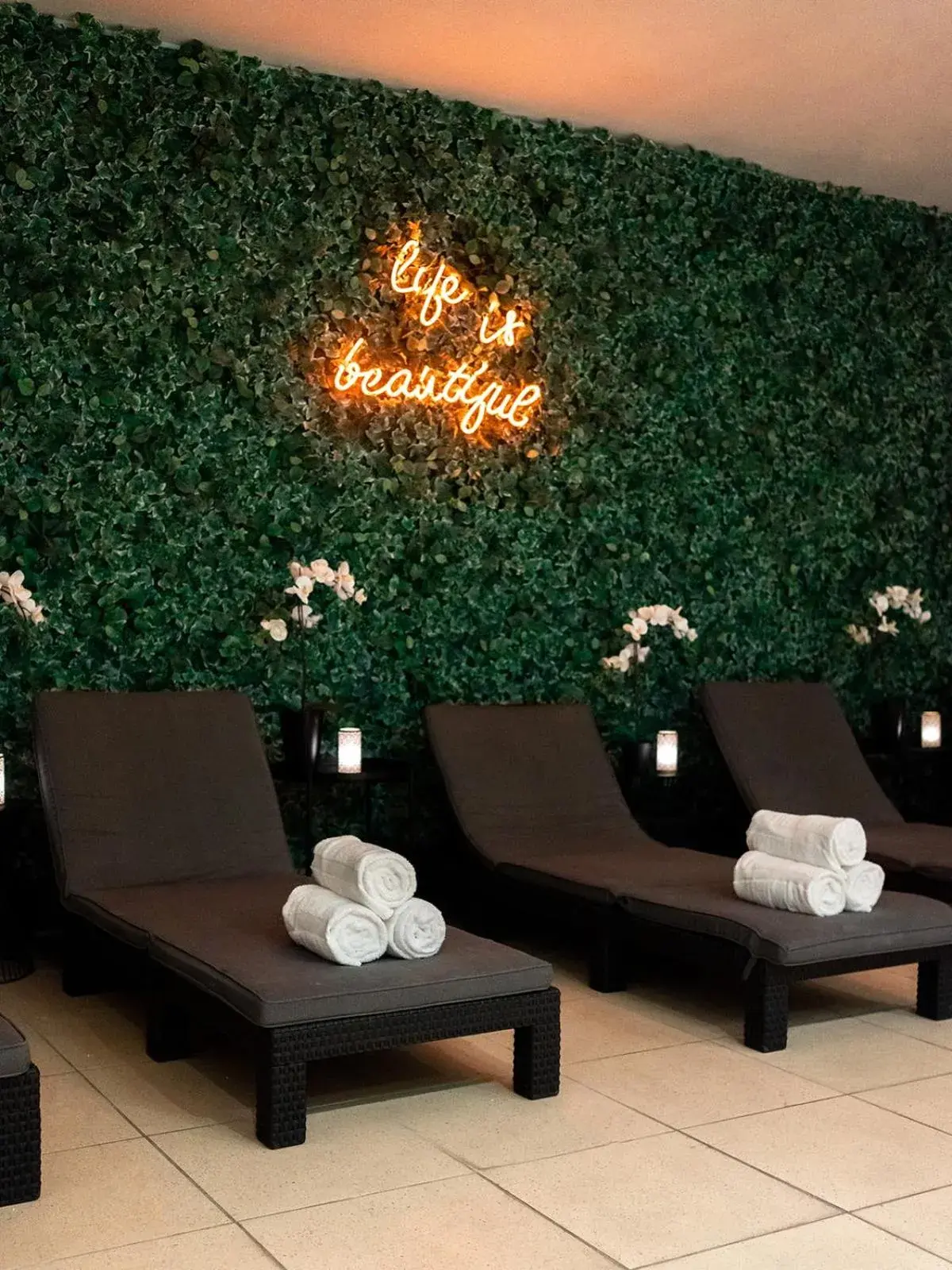 Spa and wellness centre/facilities in Hotel Alkmaar - Bar & Restaurant Spa and wellness centre/facilities in Hotel Alkmaar - Bar & Restaurant