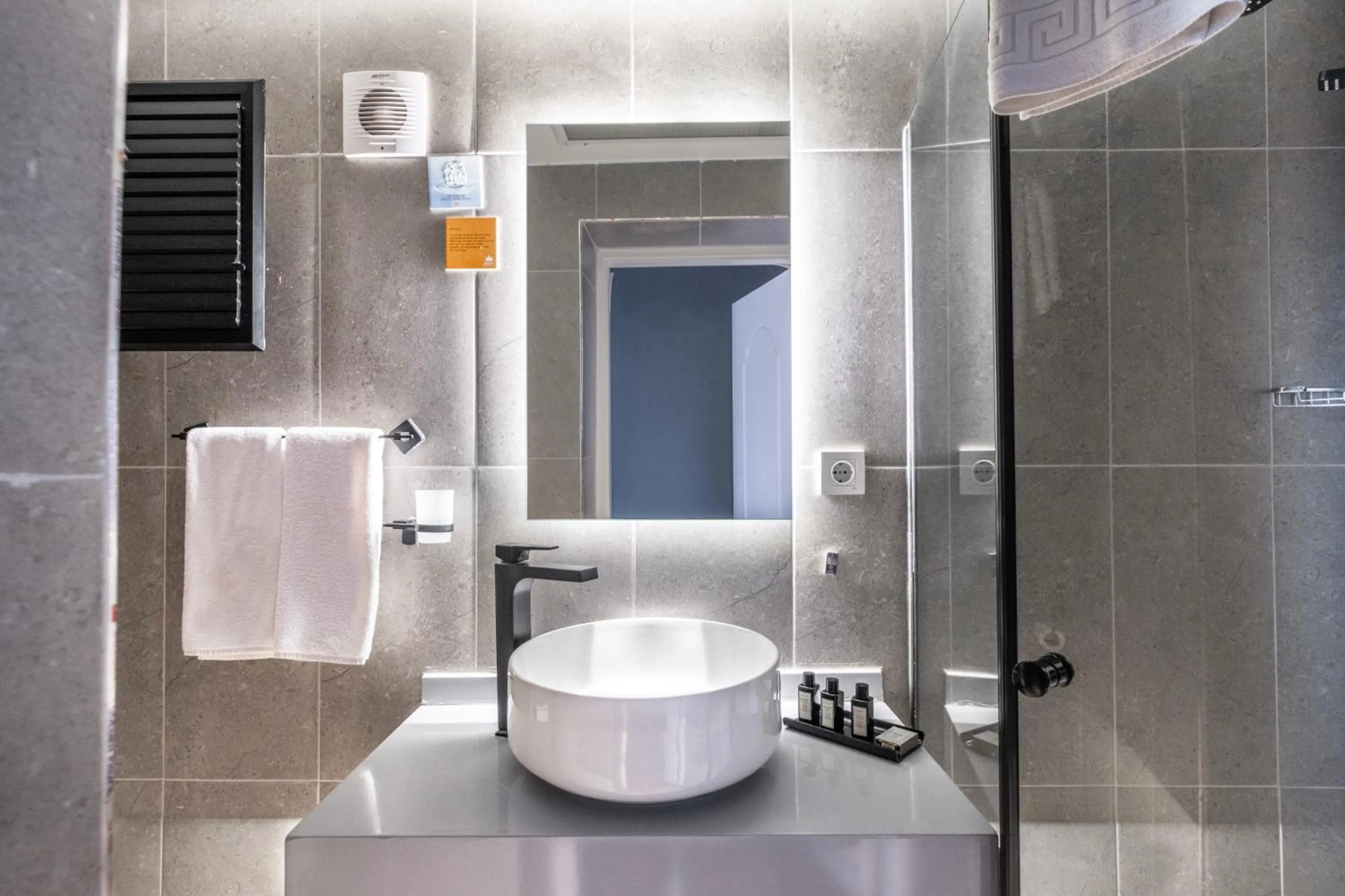 Shower in Selvese Suites, Serviced Living in Galata