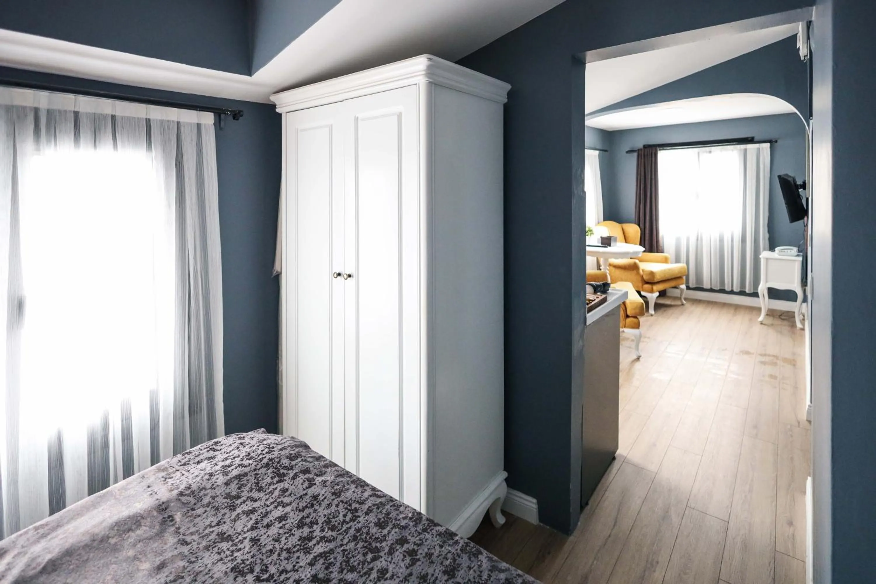 Massage, Bed in Selvese Suites, Serviced Living in Galata