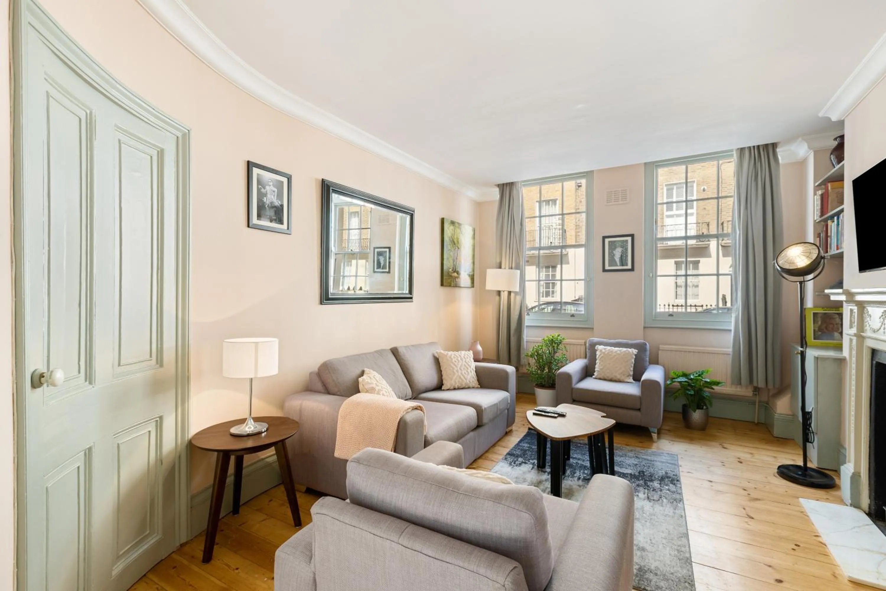 Russell Square Vintage - 2 Cozy Bed Home