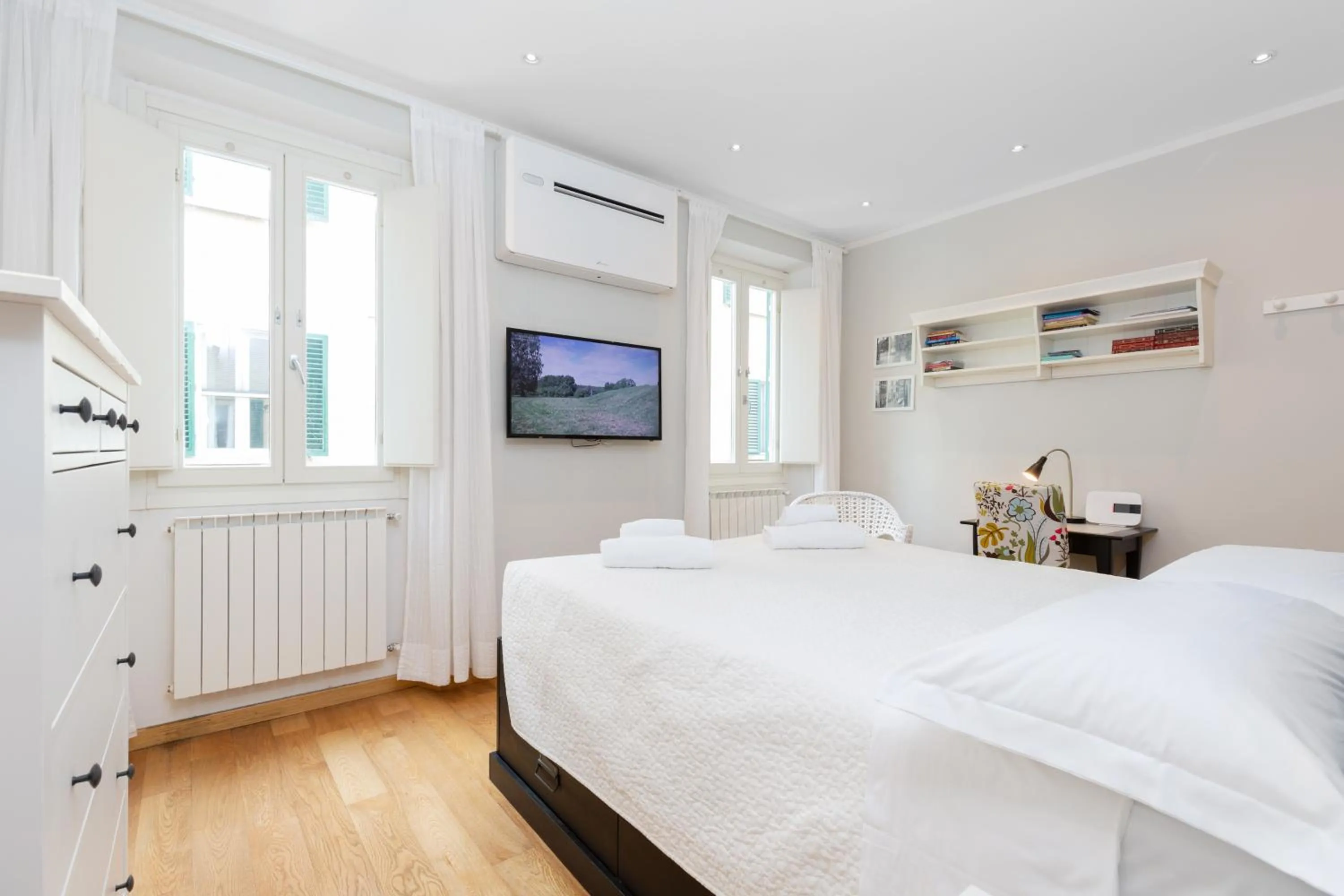 Comfortable and Convenient apt in the center - Zanobi Delux
