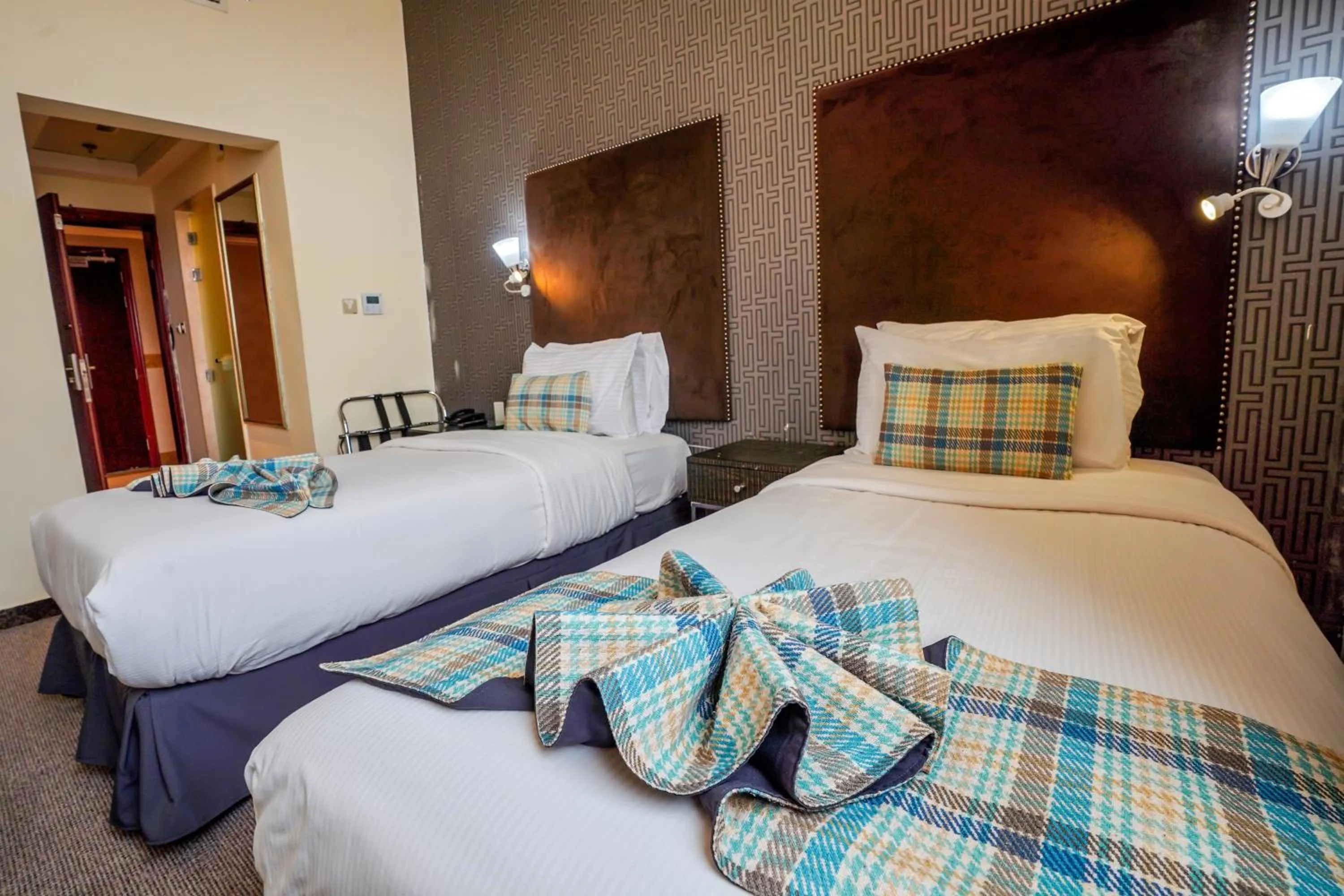 Bedroom, Bed in Cube Hotel Dubai