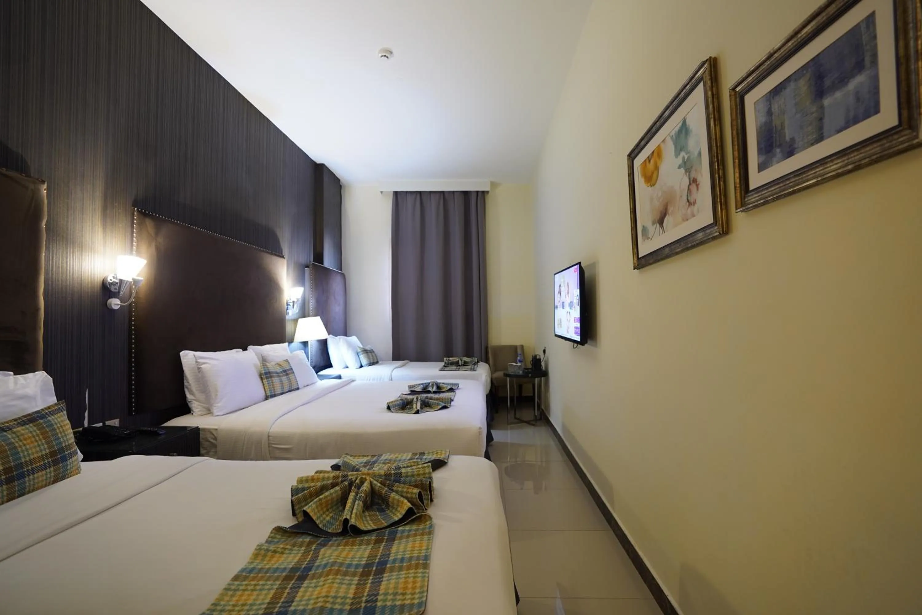 Photo of the whole room, Bed in Cube Hotel Dubai