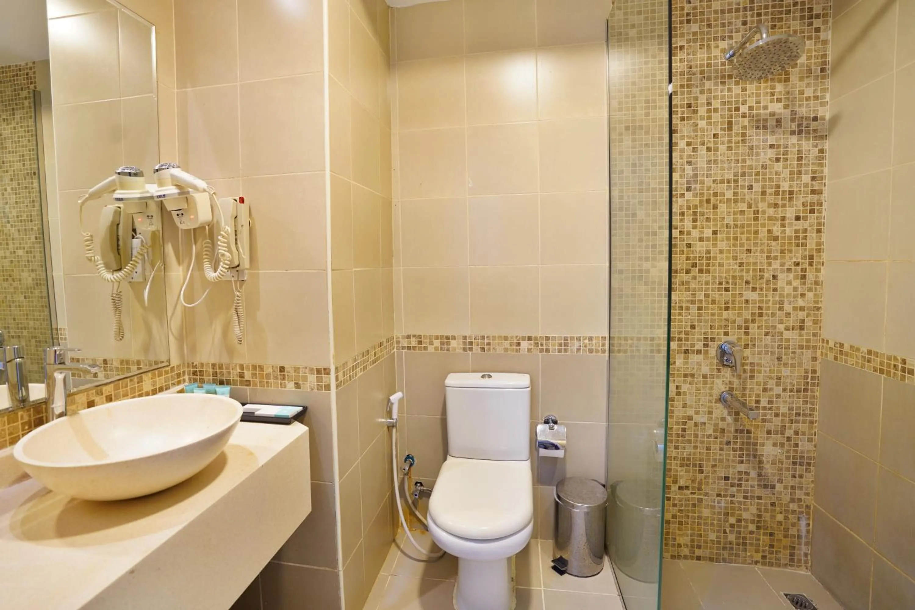 Toilet in Cube Hotel Dubai