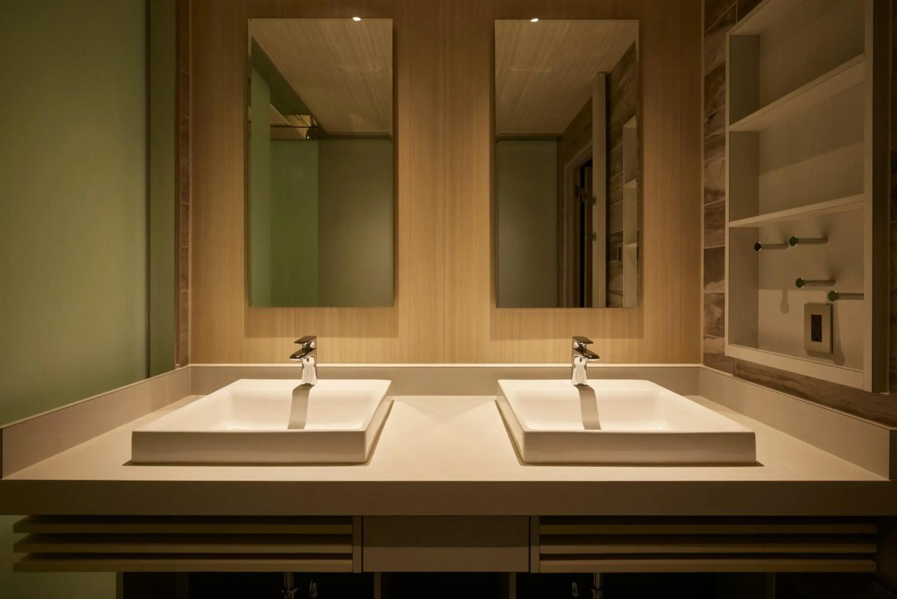 Large Twin Room - single occupancy in ALFIT HOTEL & BAR AKASAKA Large Twin Room - single occupancy in ALFIT HOTEL & BAR AKASAKA