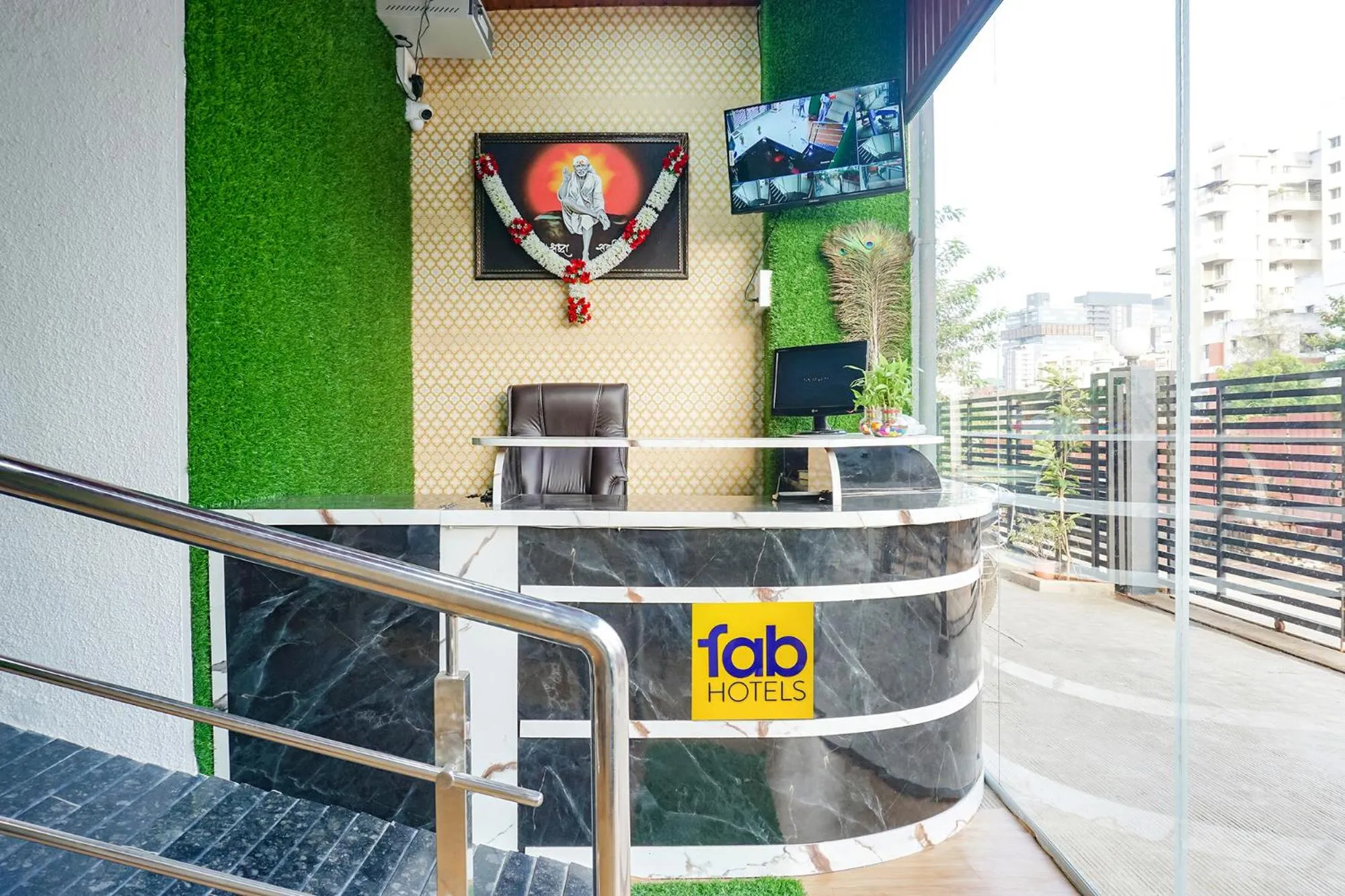 Lobby or reception in FabHotel Stay Inn - IT Hub