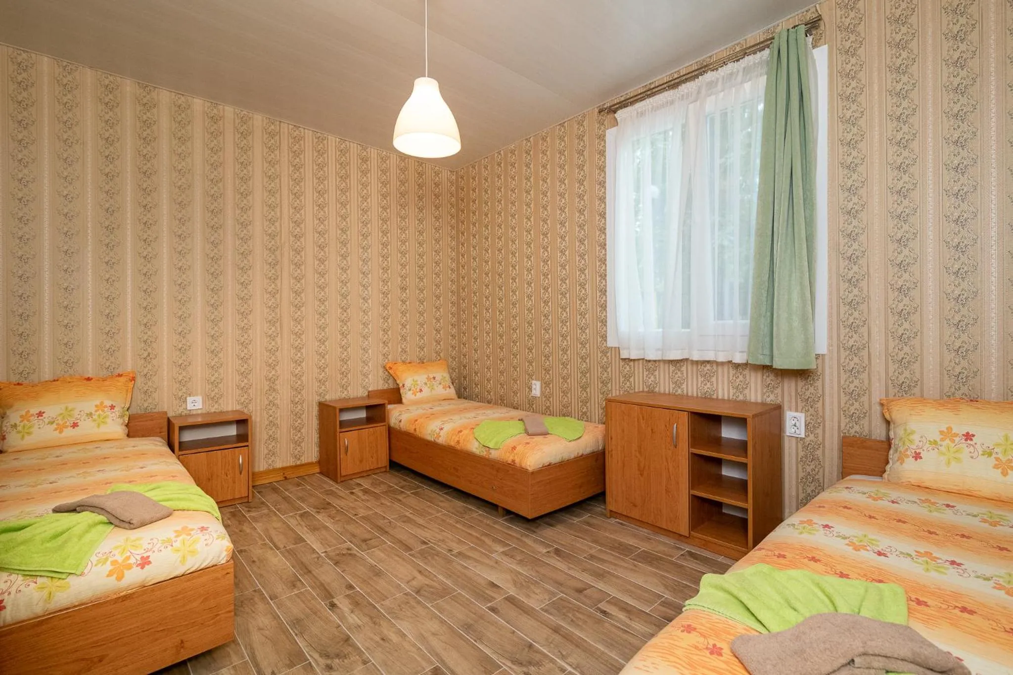 Bed in Elmona Villas