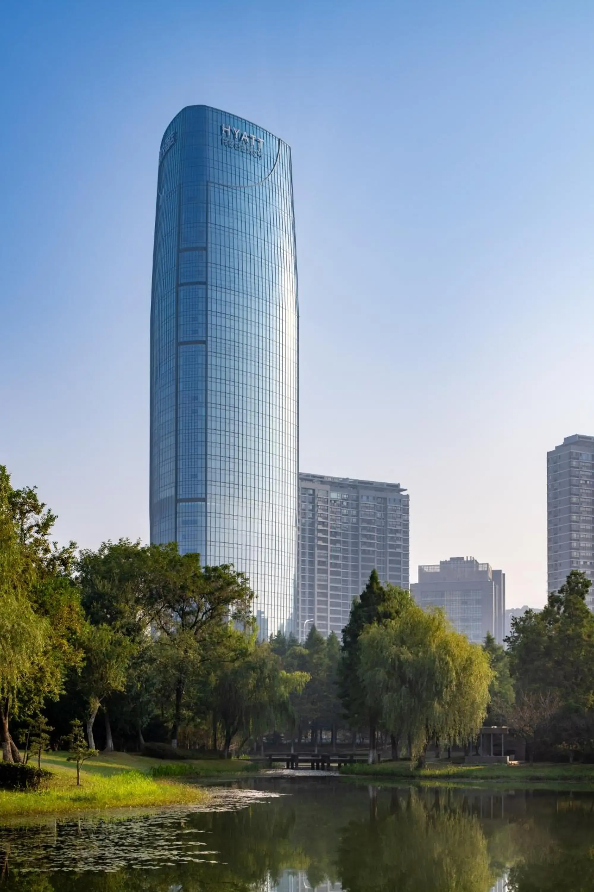 Property building in Hyatt Regency Changshu Kuncheng Lake Property building in Hyatt Regency Changshu Kuncheng Lake