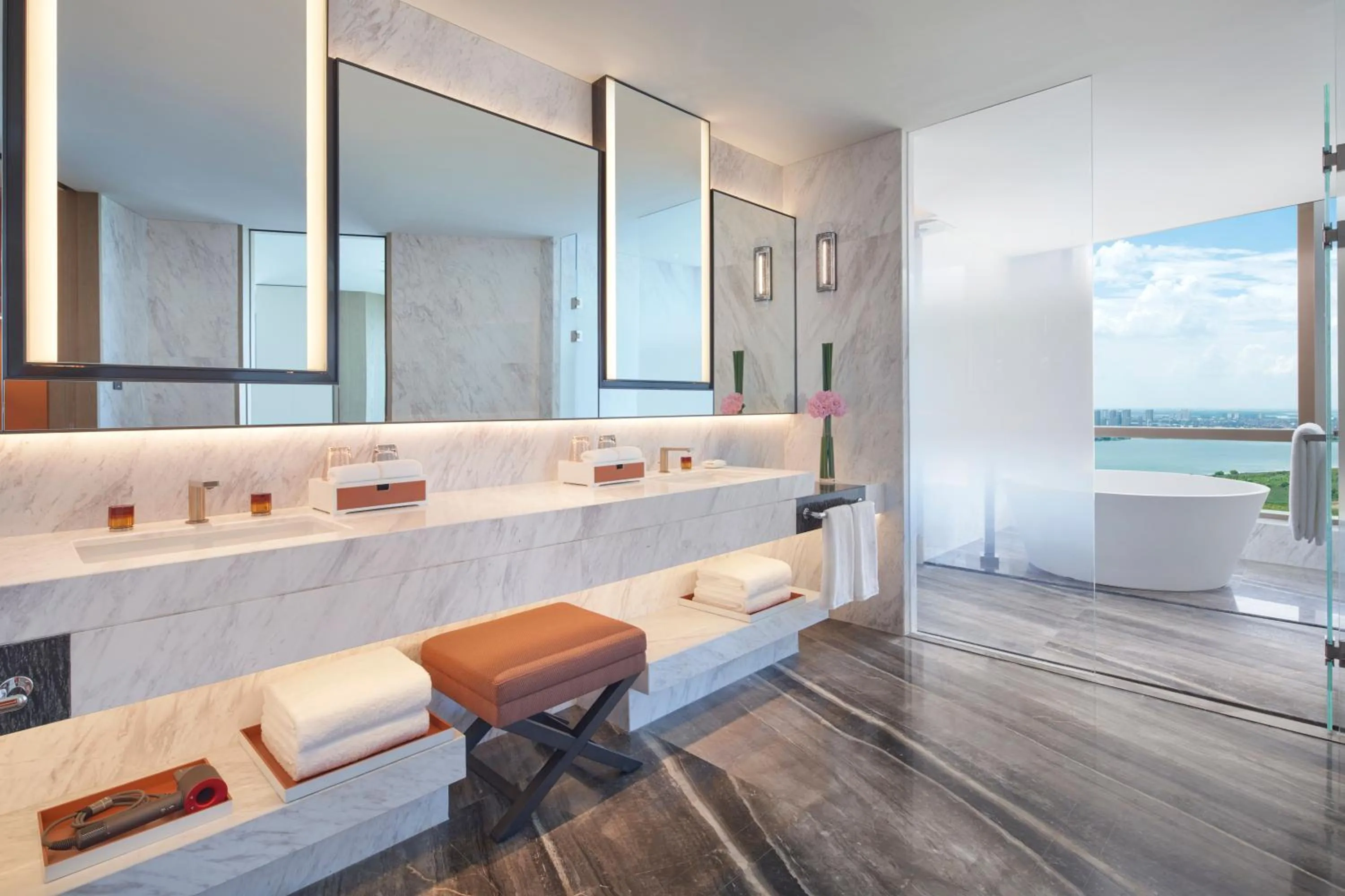 Bathroom in Hyatt Regency Changshu Kuncheng Lake