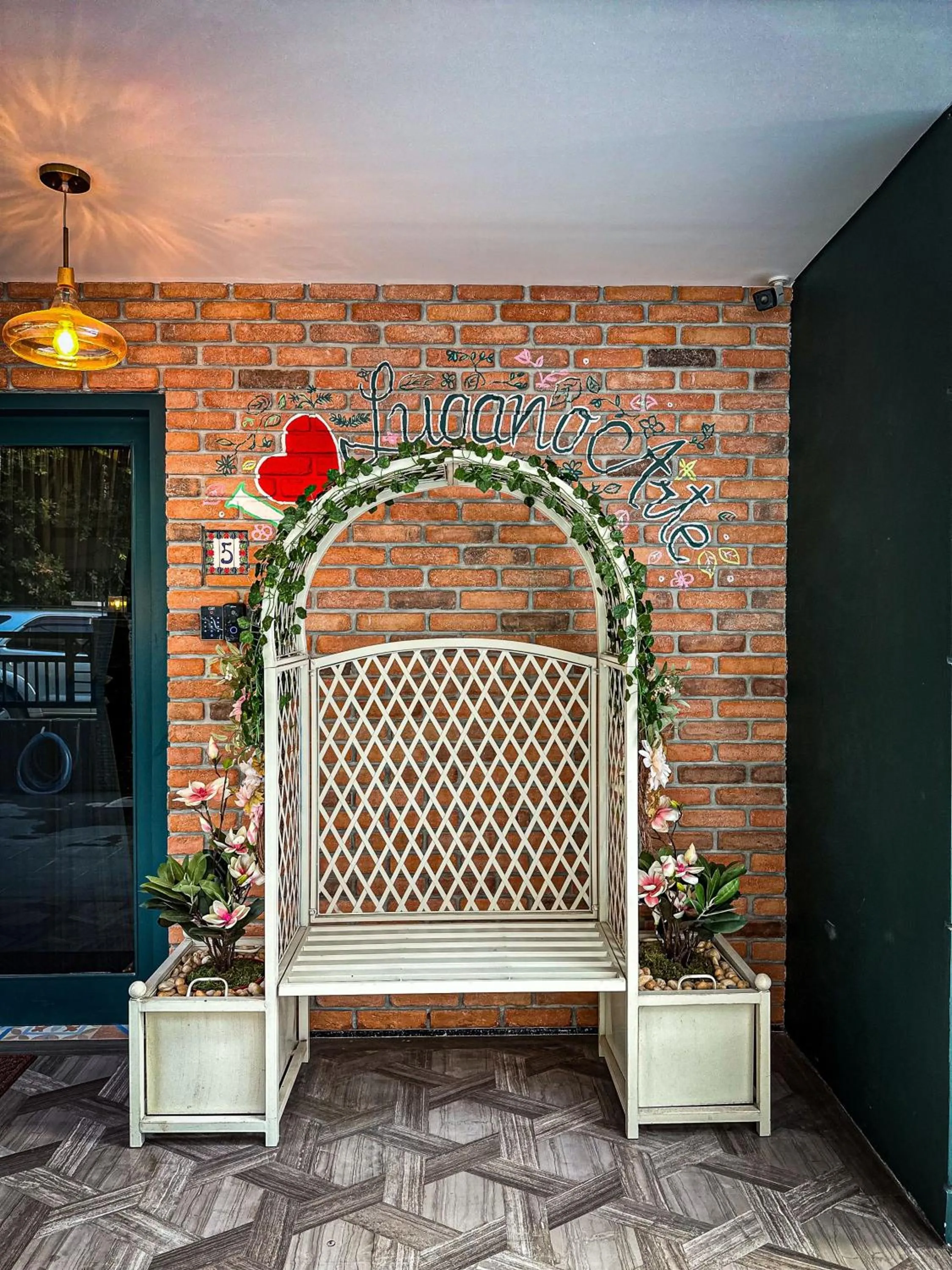 Lugano Arte Homestay