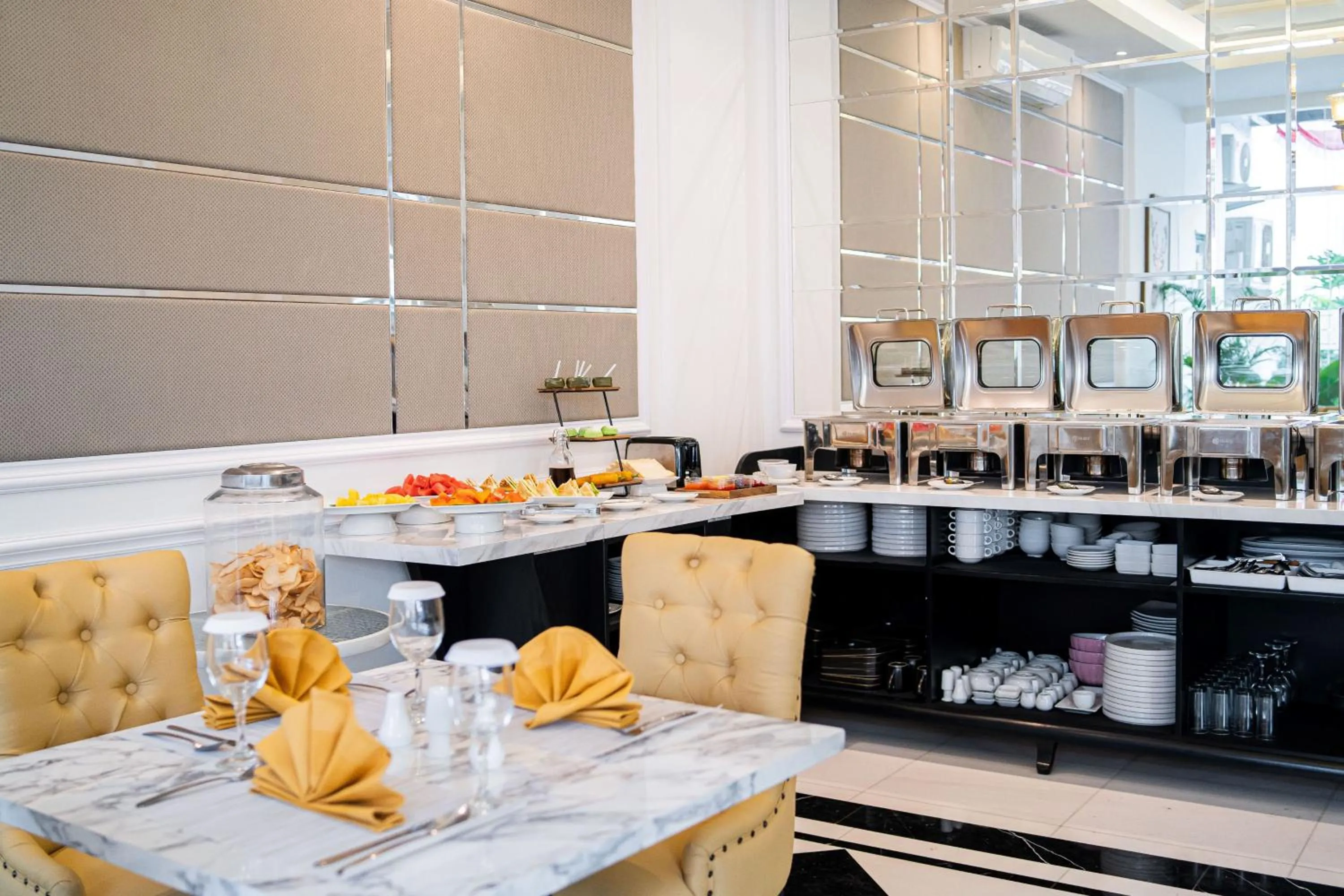 Food and drinks in The Difan Hotel