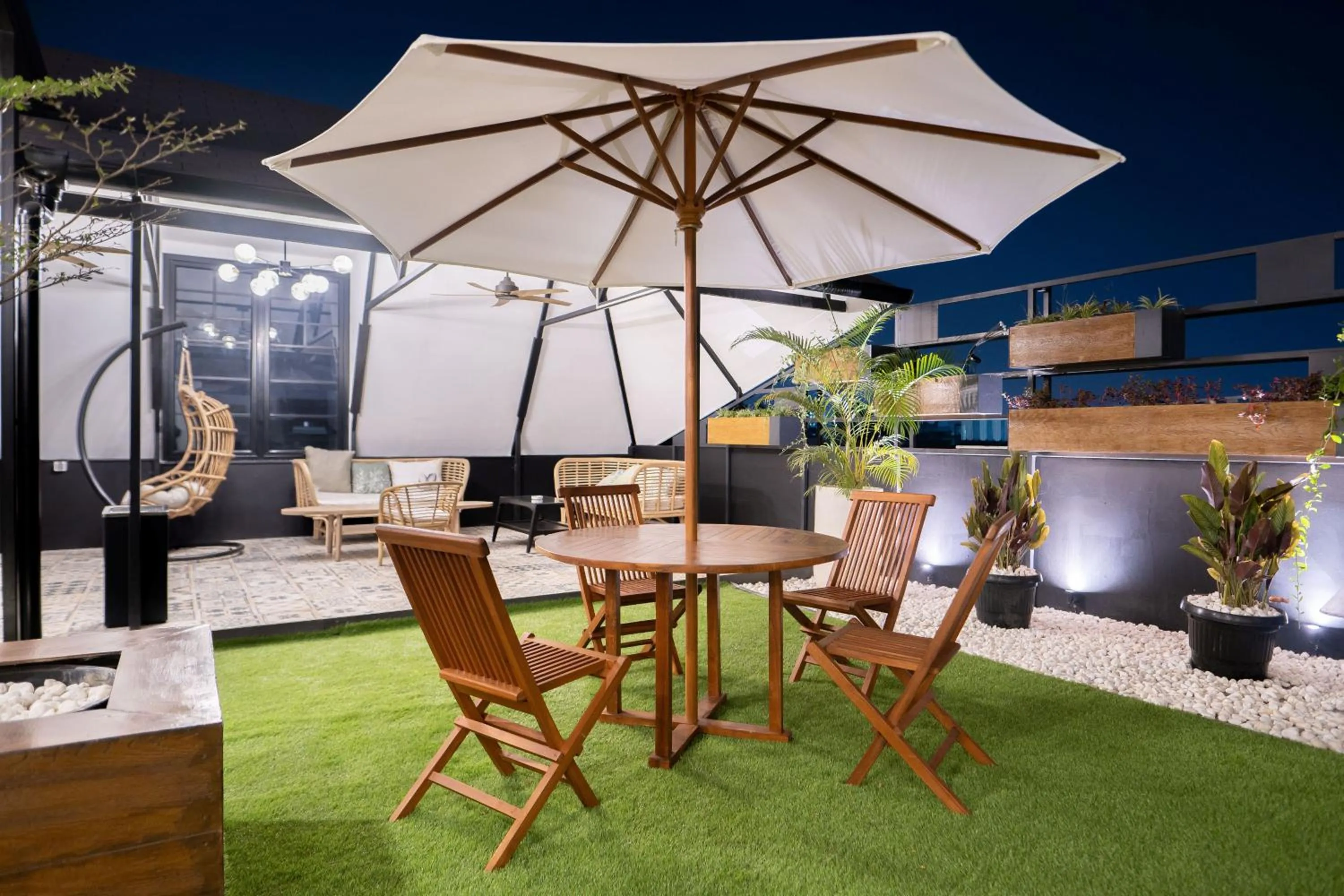 Night in The Difan Hotel