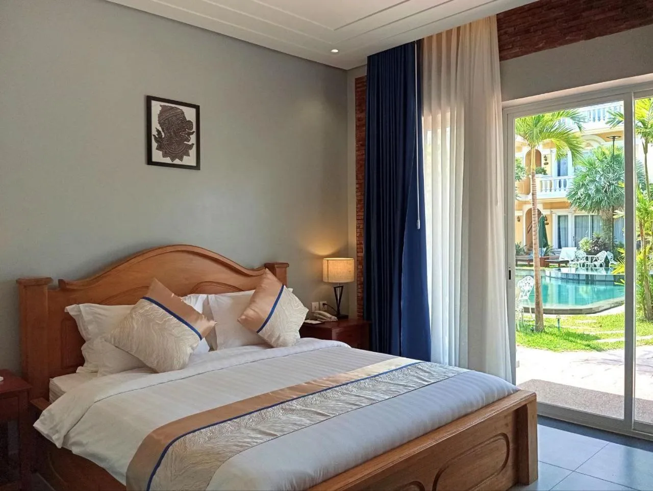 View (from property/room), Bed in Sokchea Kampot Hotel