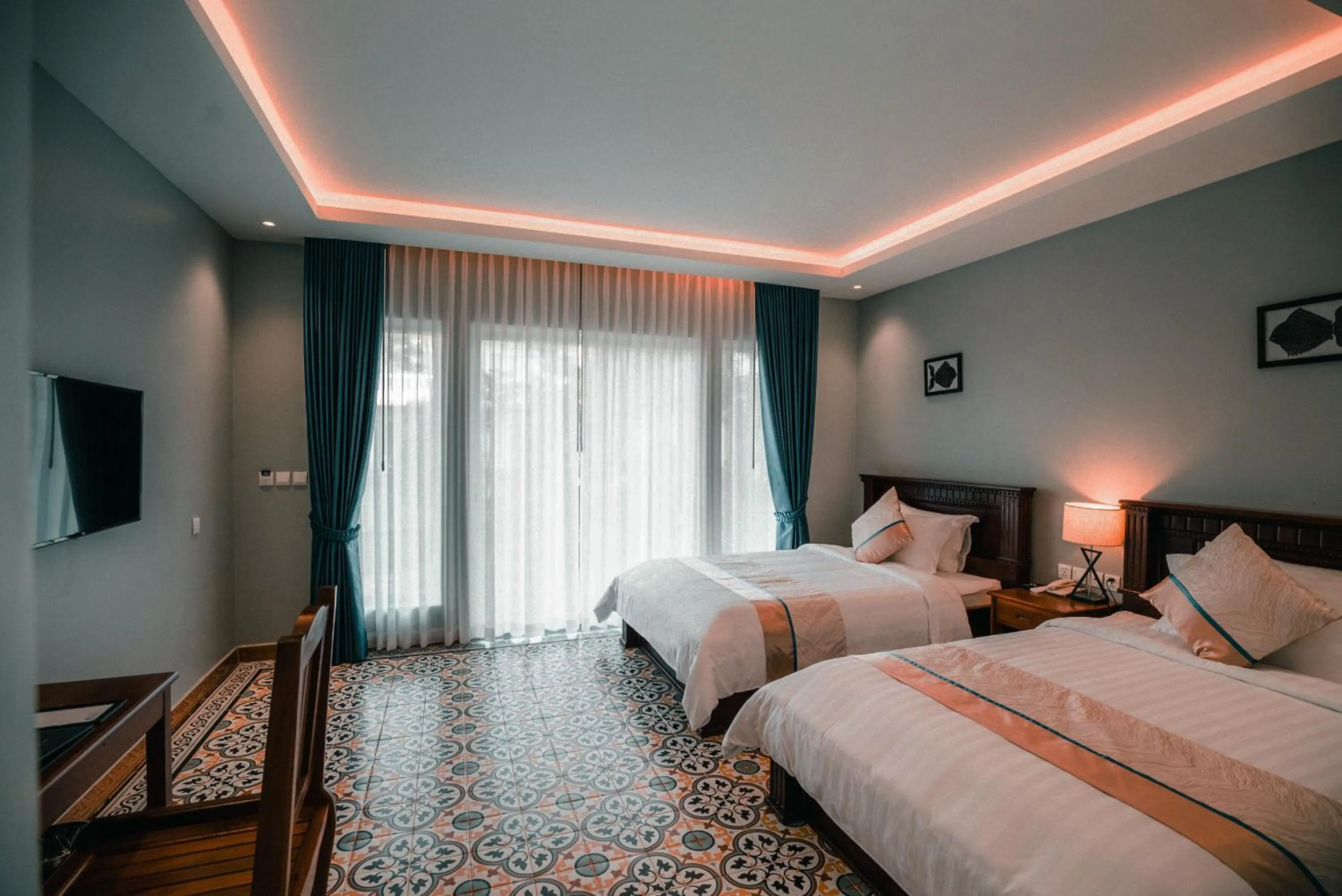 Bed in Sokchea Kampot Hotel