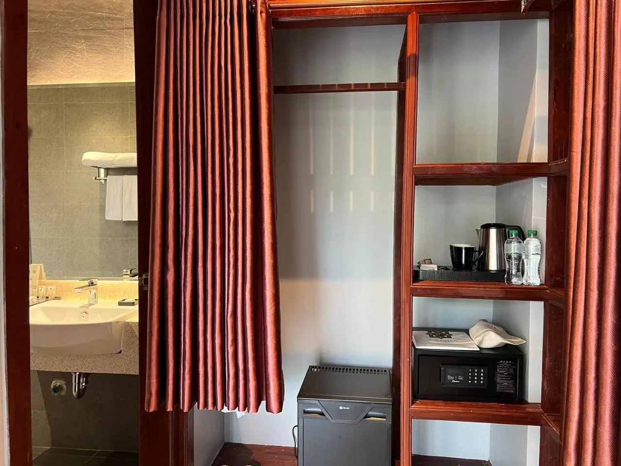 Coffee/tea facilities in Sokchea Kampot Hotel