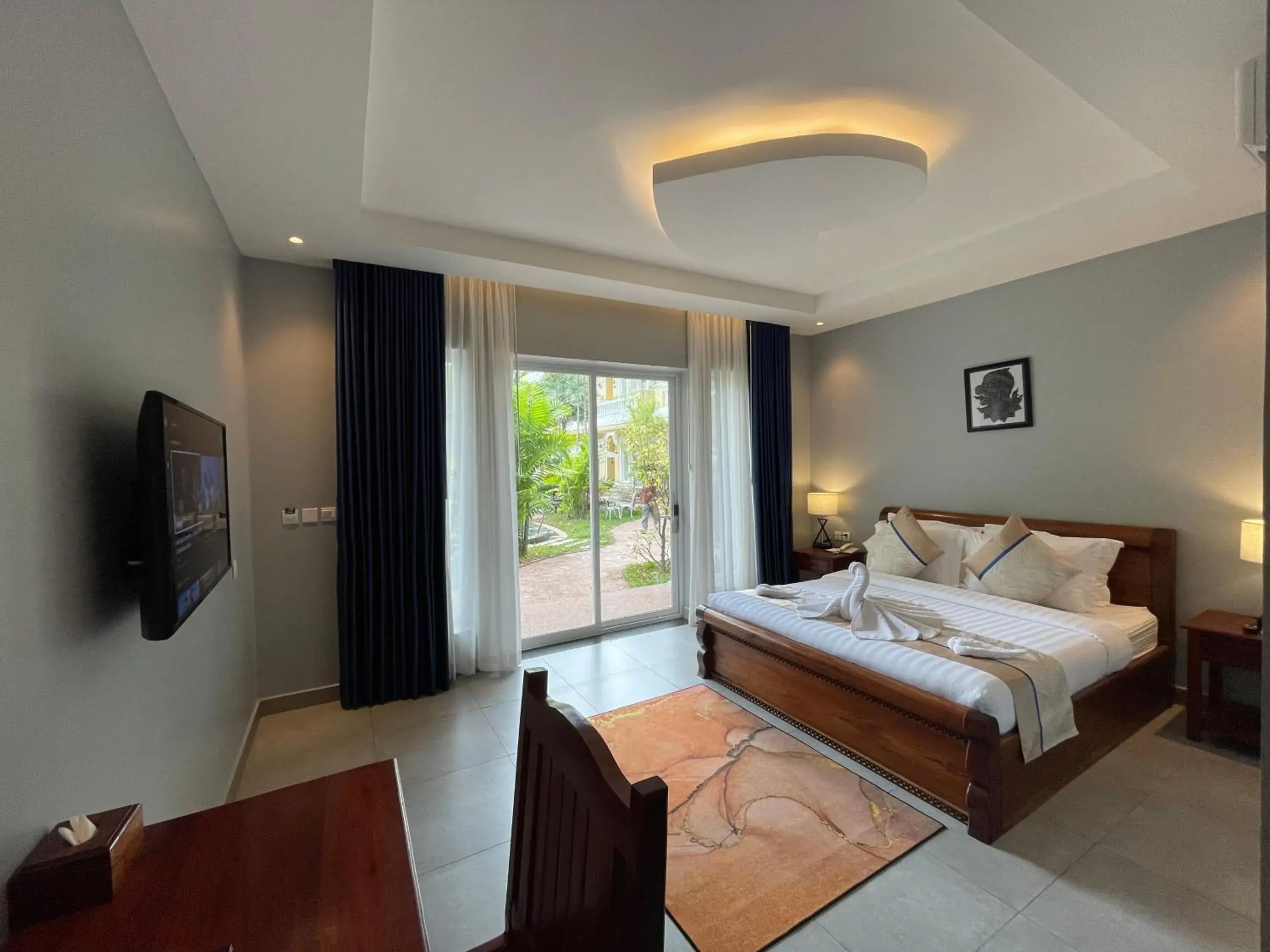 Bed in Sokchea Kampot Hotel Bed in Sokchea Kampot Hotel