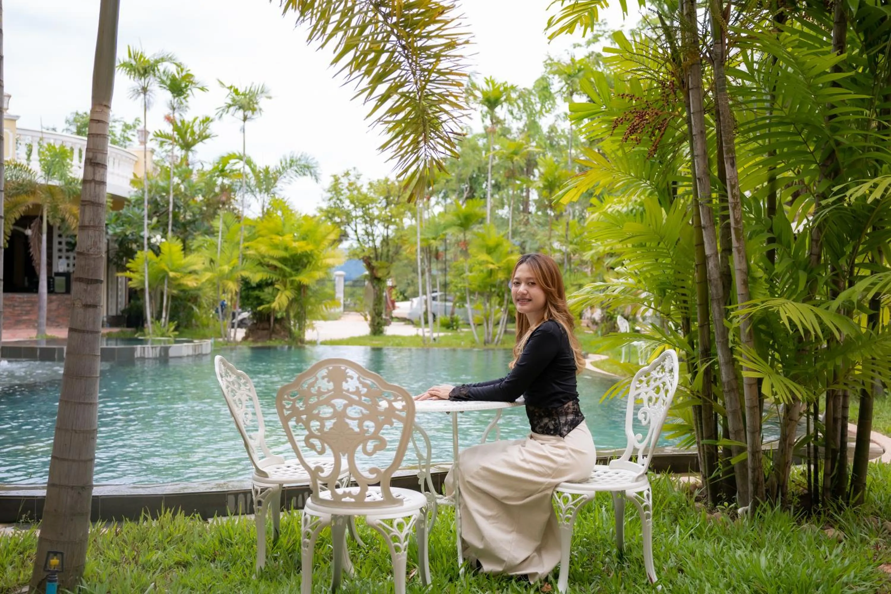 Swimming pool in Sokchea Kampot Hotel