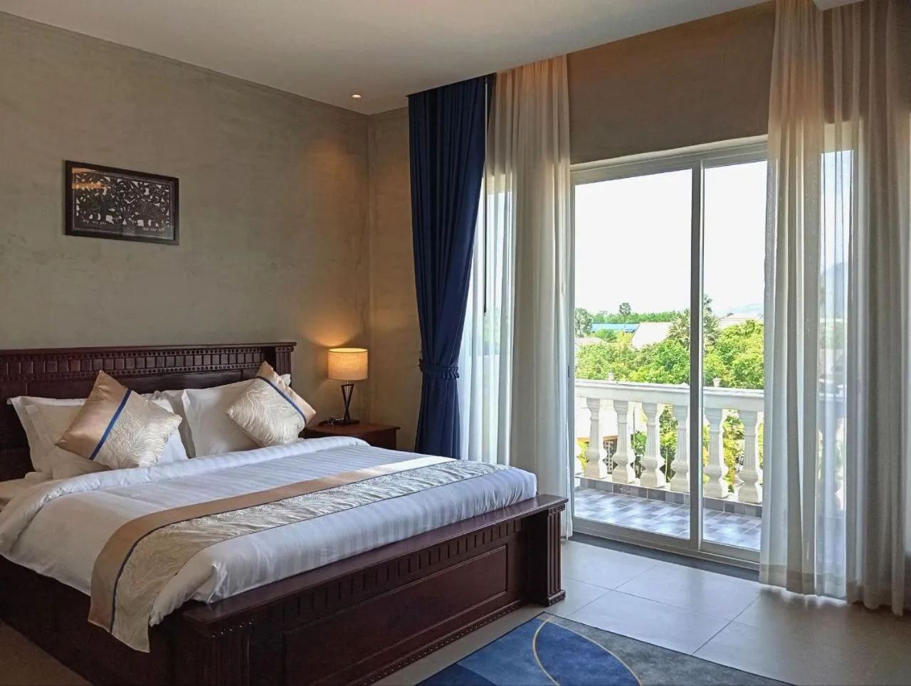 View (from property/room), Bed in Sokchea Kampot Hotel