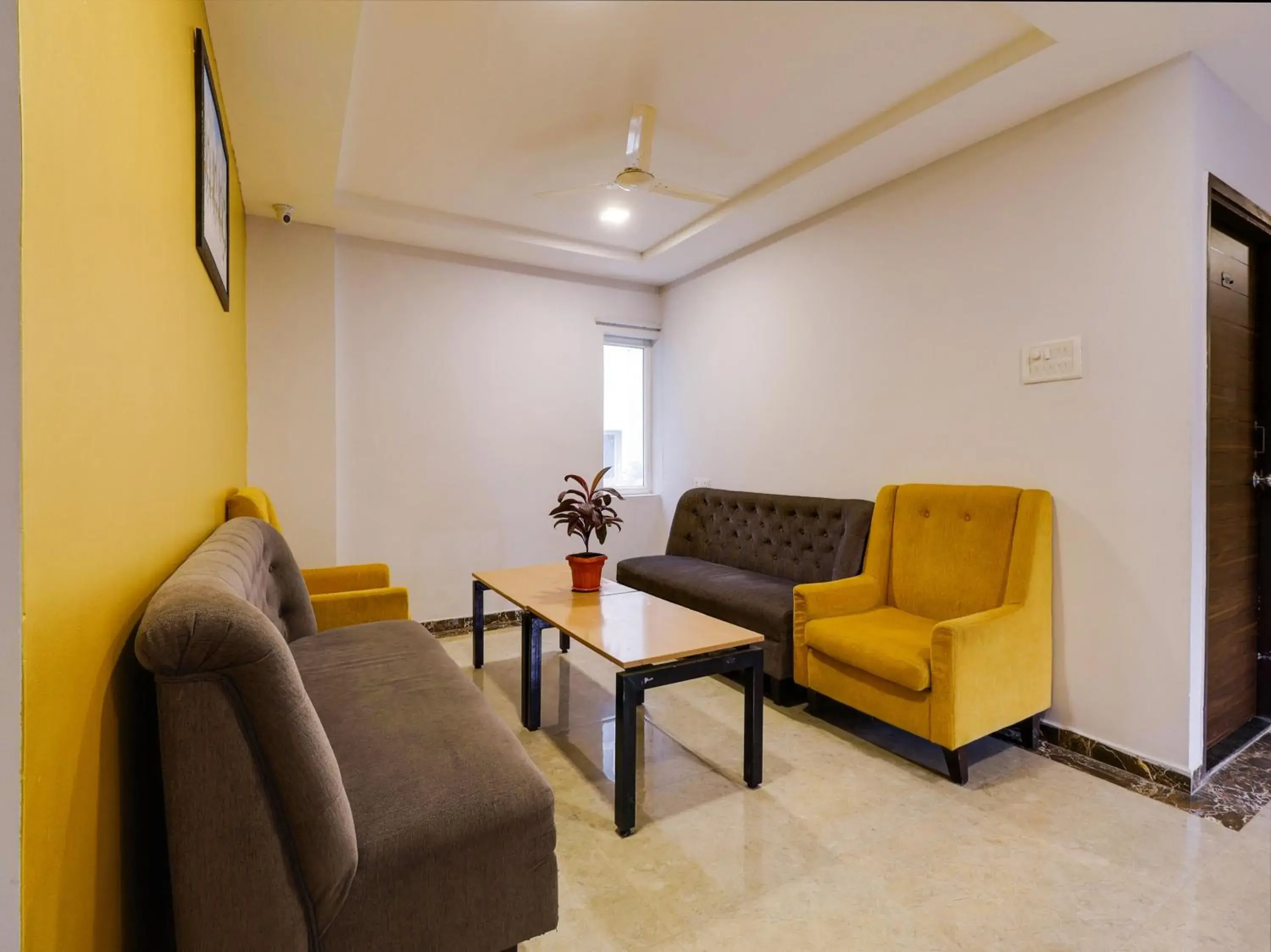 Lobby or reception in Collection O Golden Gate Lobby or reception in Collection O Golden Gate