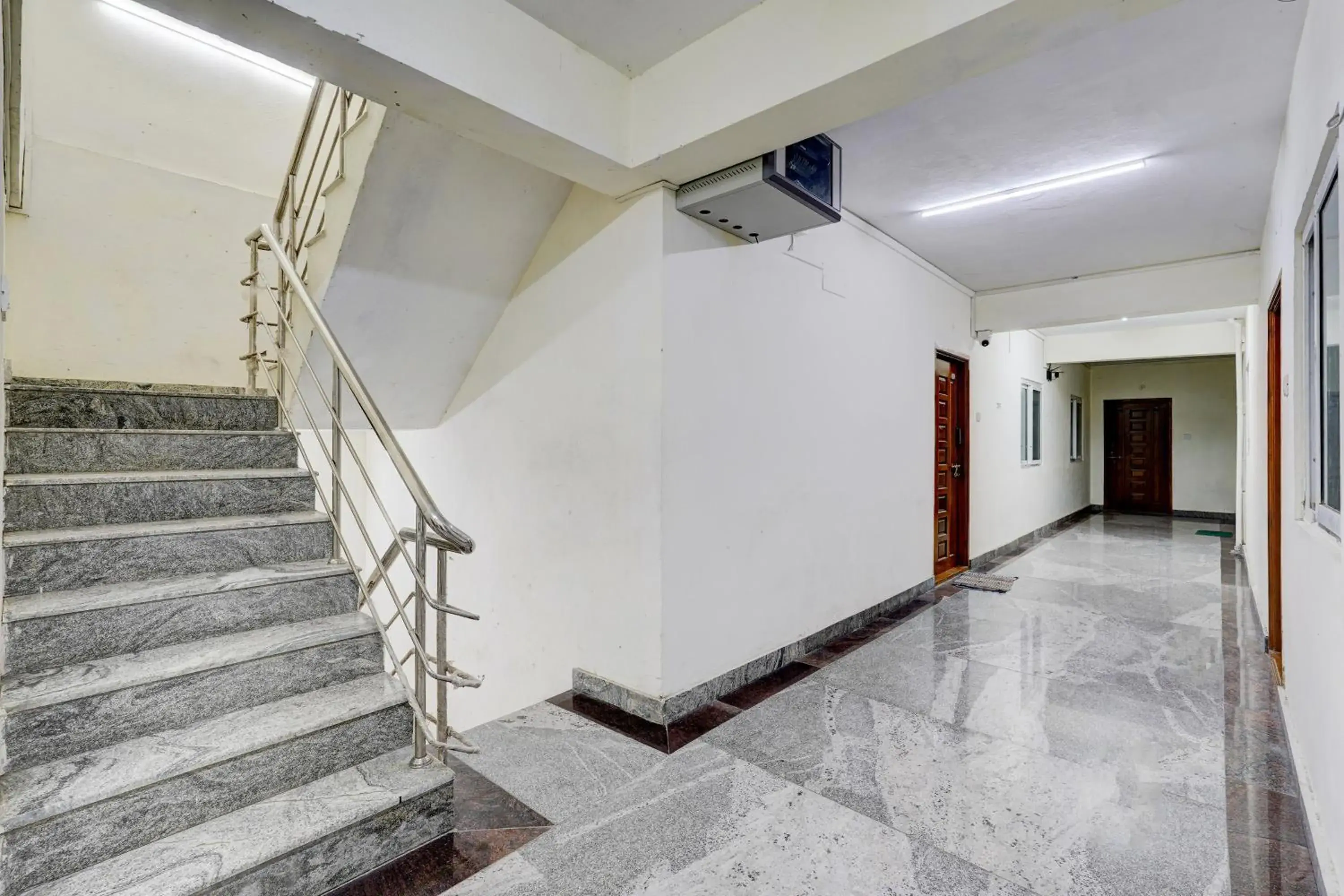 Lobby or reception in Super Collection O Sathyabama University Sithalapakkam Formerly Srinivasa Residency Lobby or reception in Super Collection O Sathyabama University Sithalapakkam Formerly Srinivasa Residency