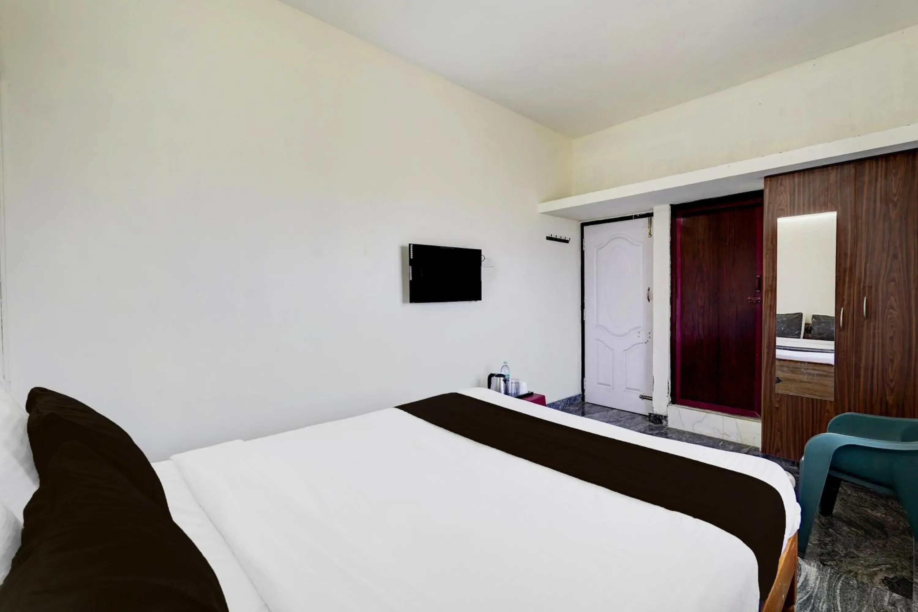 Bedroom, Bed in Super Collection O Sathyabama University Sithalapakkam Formerly Srinivasa Residency Bedroom, Bed in Super Collection O Sathyabama University Sithalapakkam Formerly Srinivasa Residency