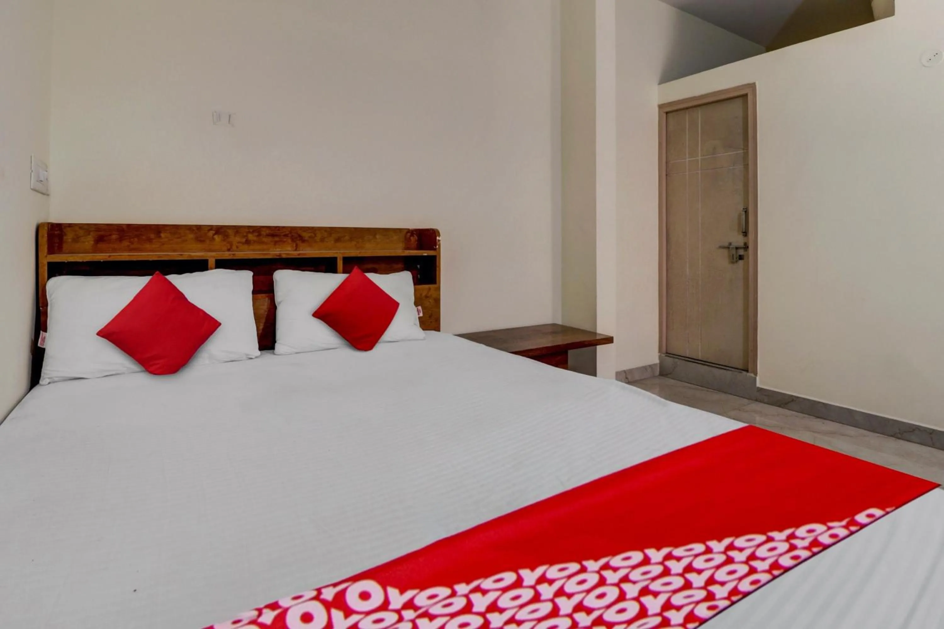 Facade/entrance, Bed in Hotel O Asian palace near jalmahal amer jaipur city